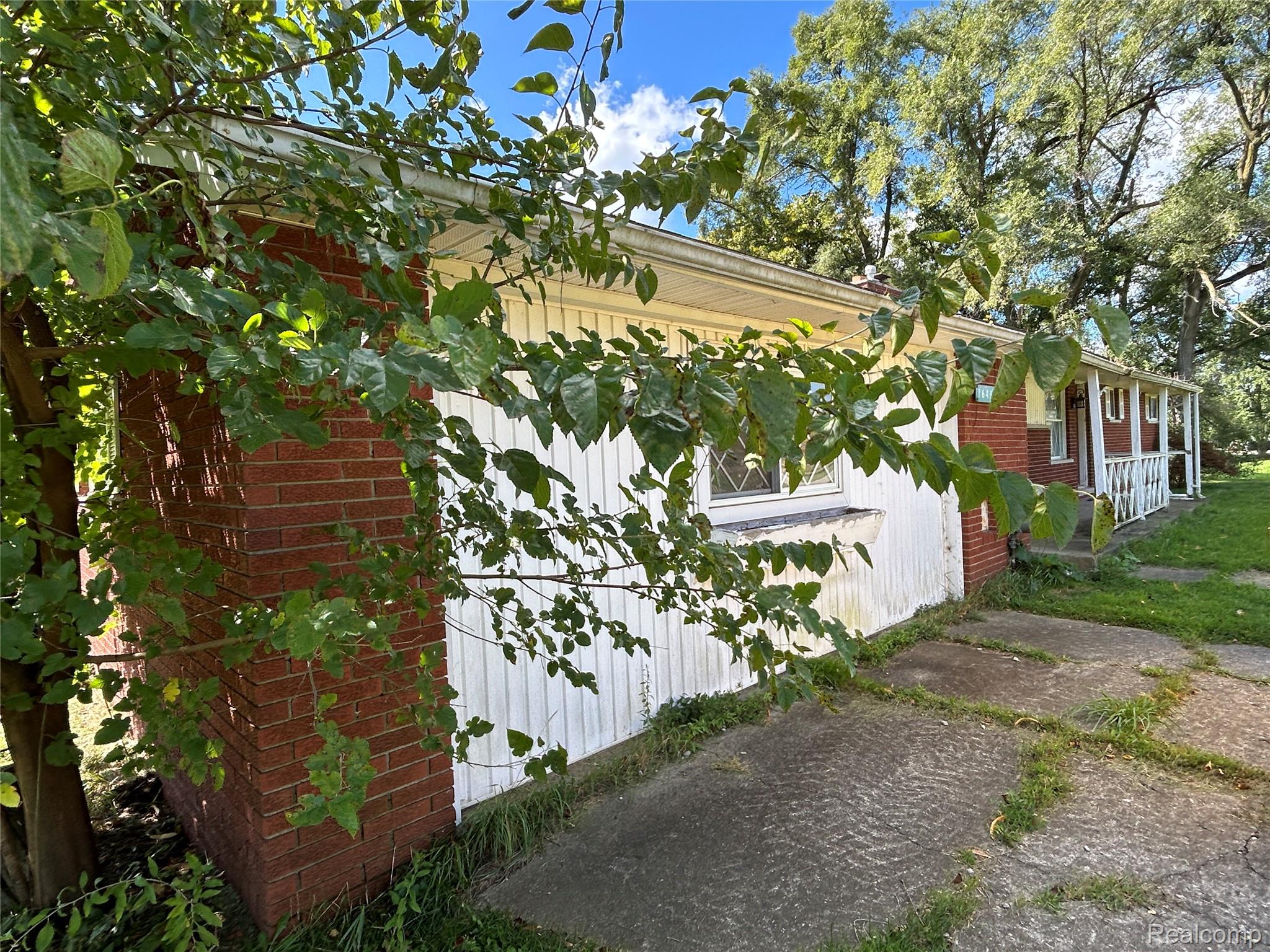 16465 Almont Road Property Photo 28