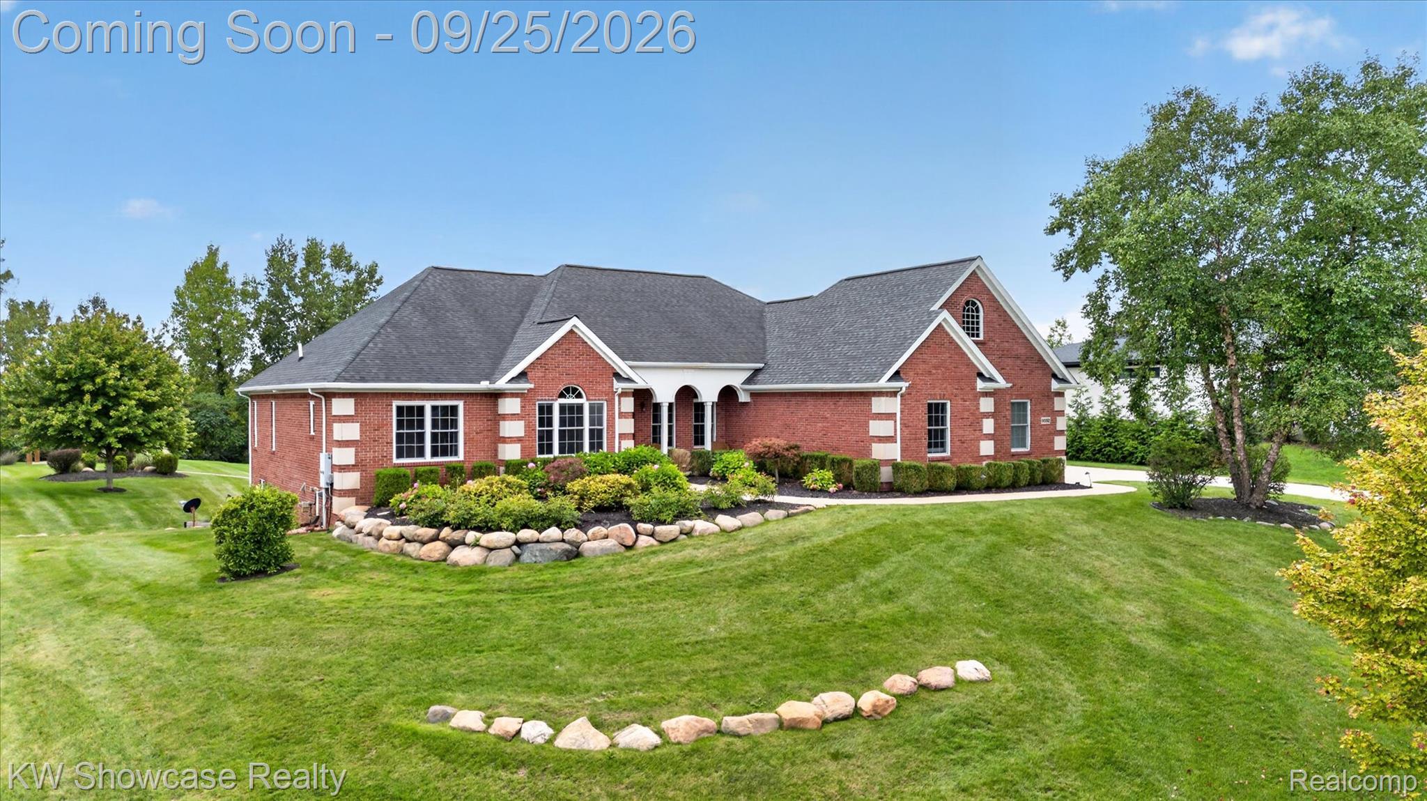 9032 Palmers Way Drive Property Photo 1