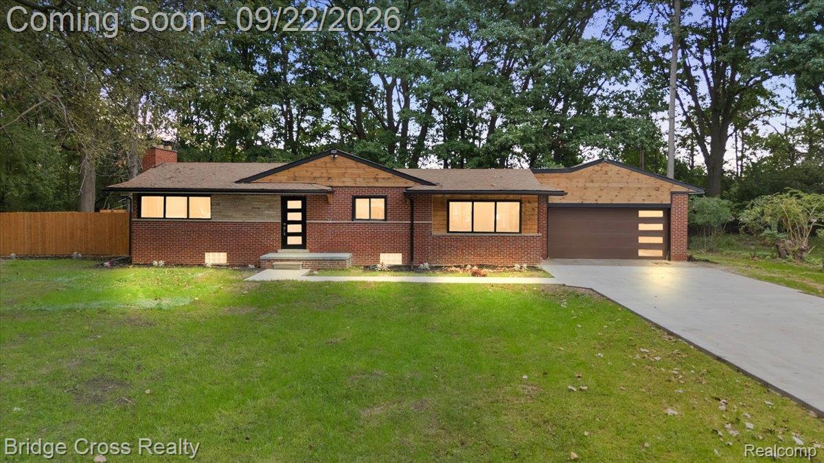25240 Muerland Road Property Photo 1