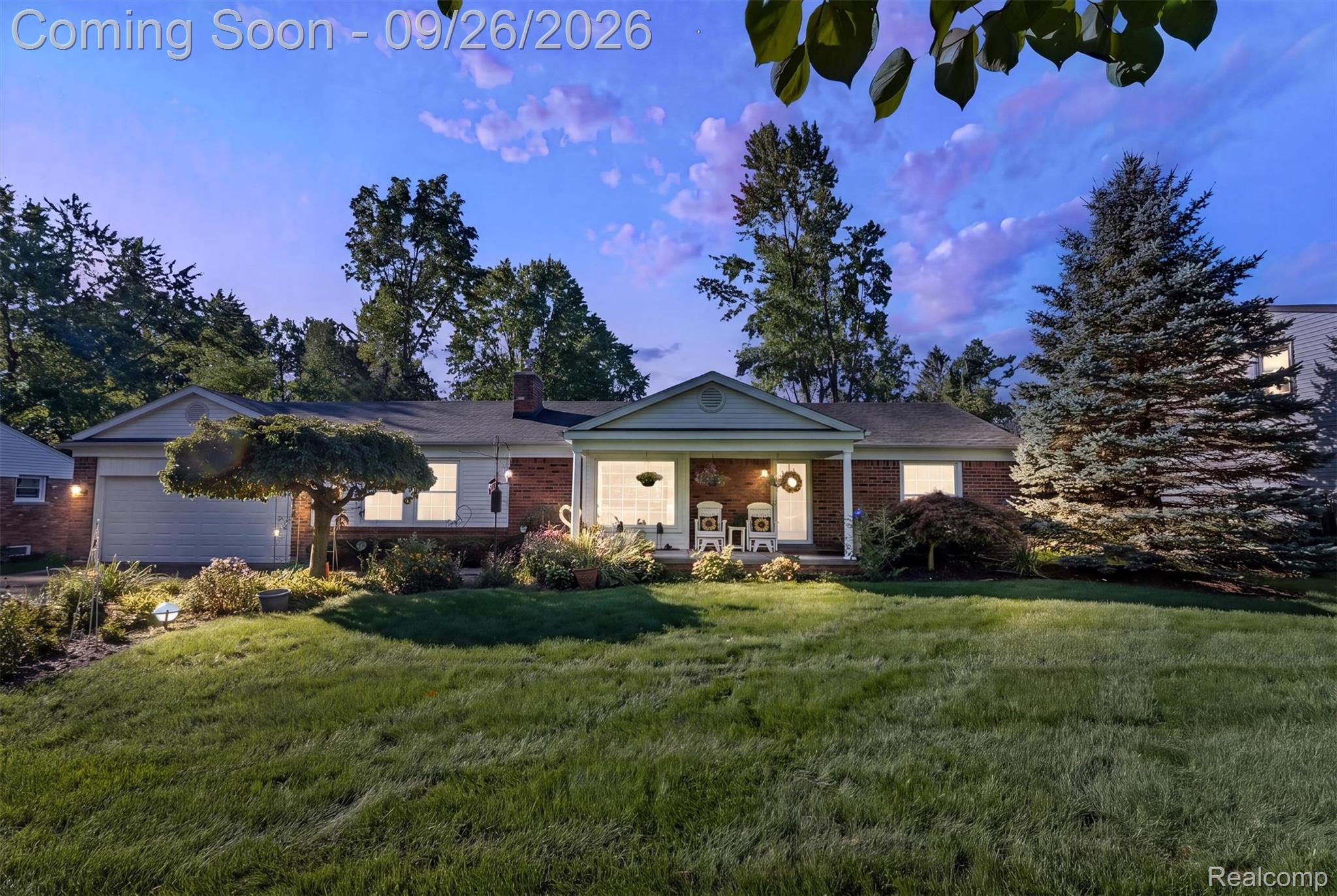 411 Maplehill Road Property Photo 1