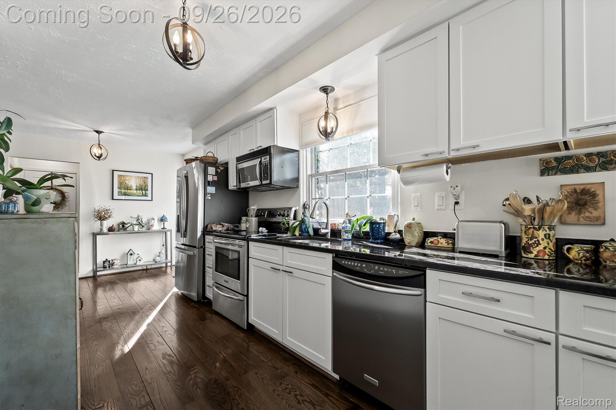 411 Maplehill Road Property Photo 11