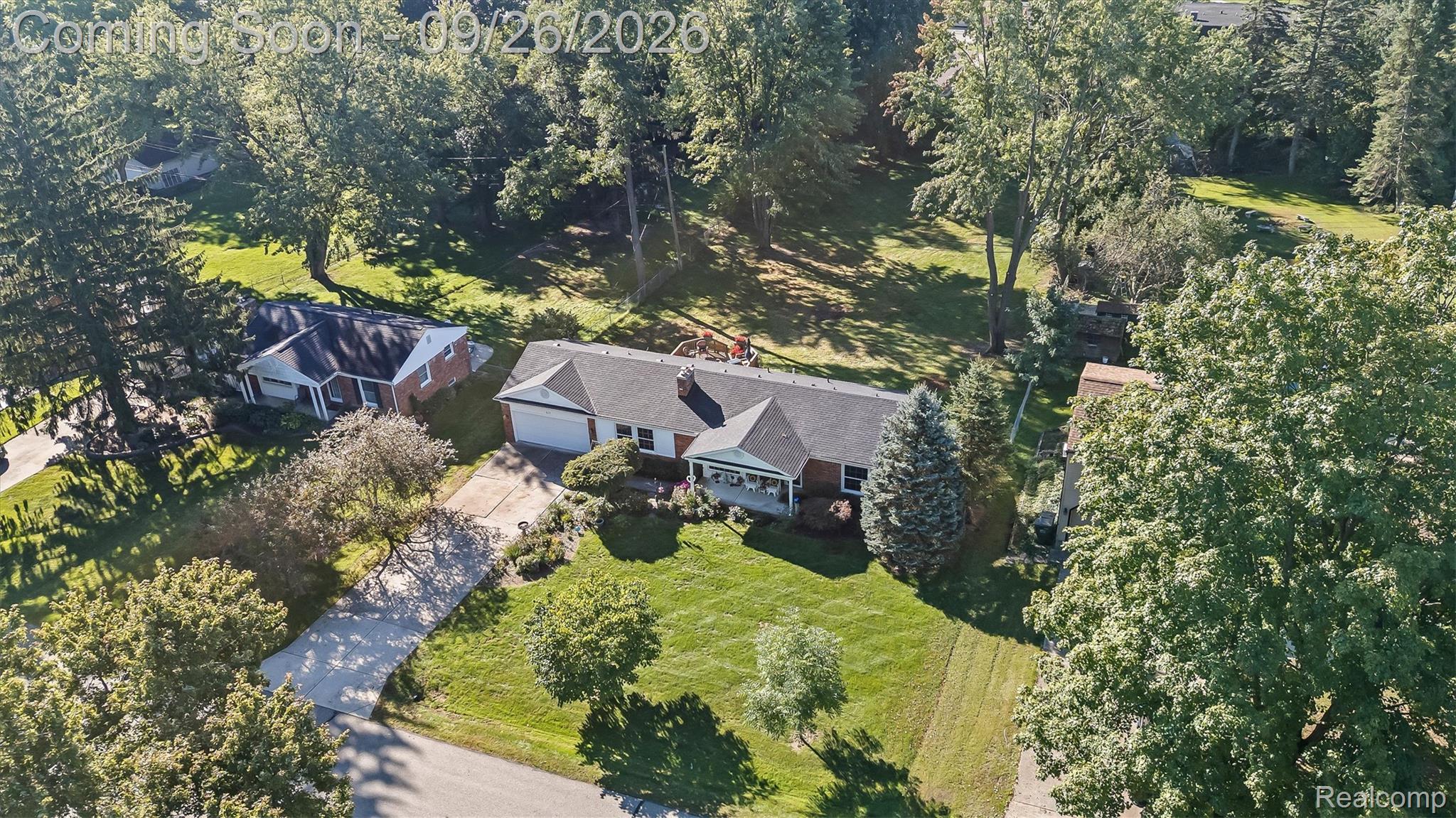 411 Maplehill Road Property Photo 31