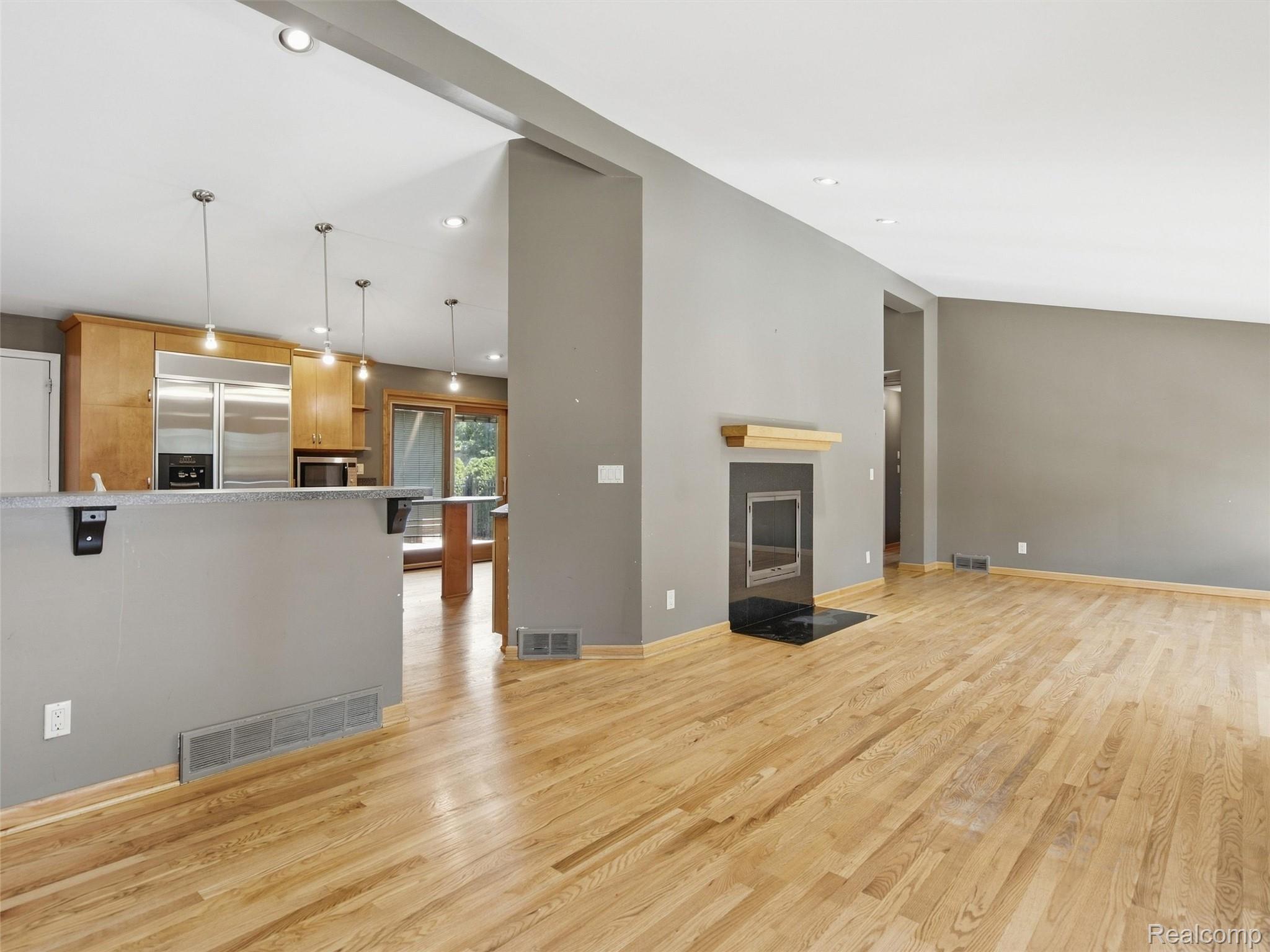 4430 Queens Way Property Photo 14