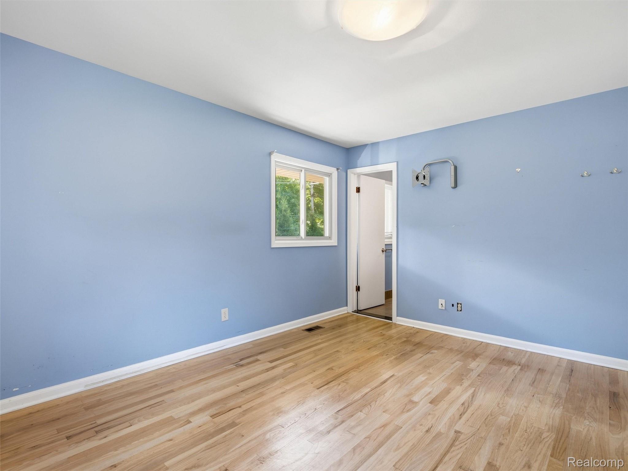 4430 Queens Way Property Photo 19
