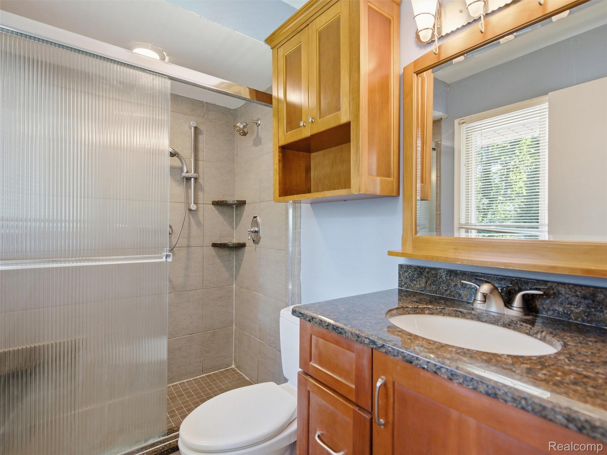 4430 Queens Way Property Photo 21