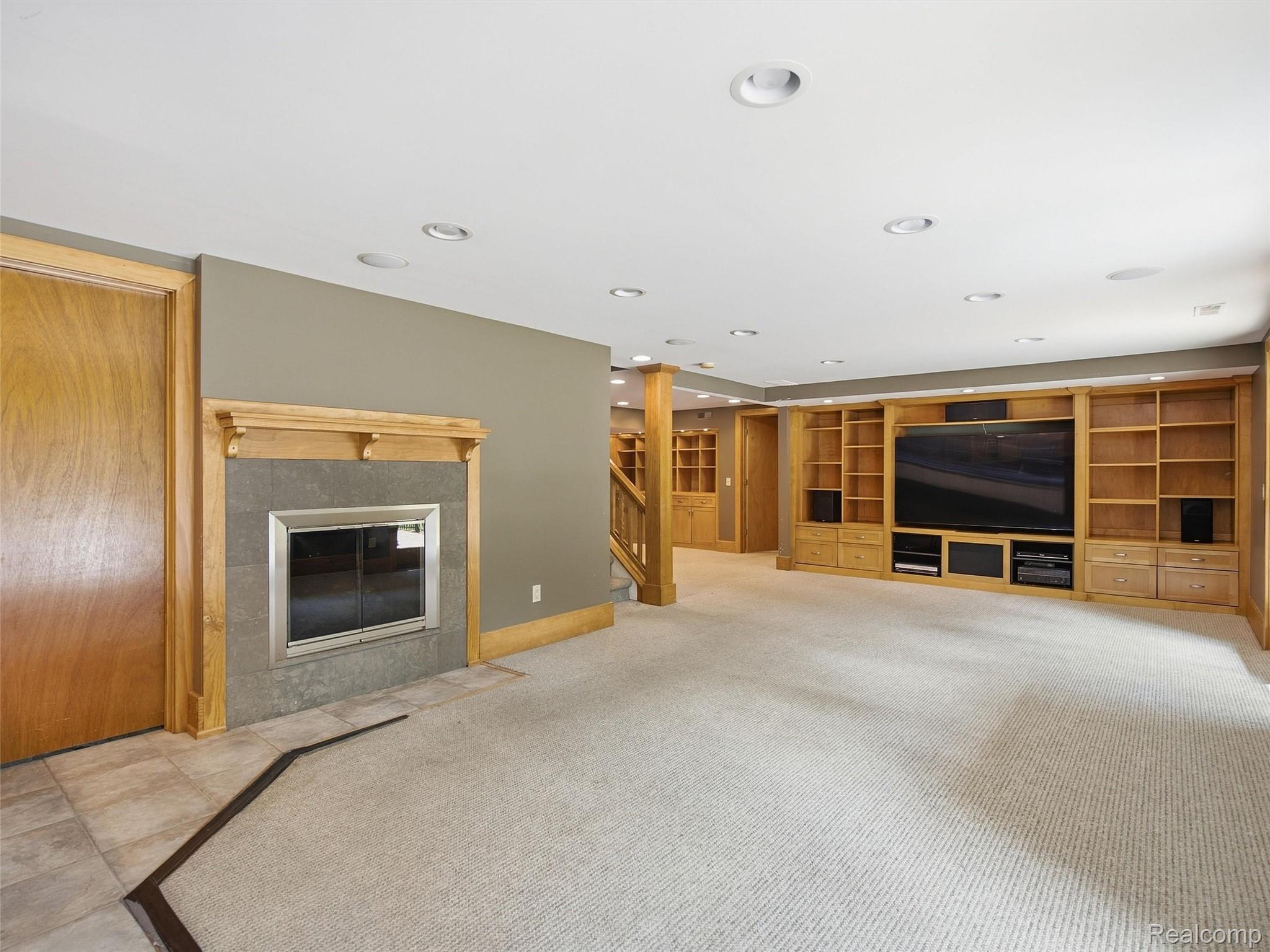 4430 Queens Way Property Photo 30