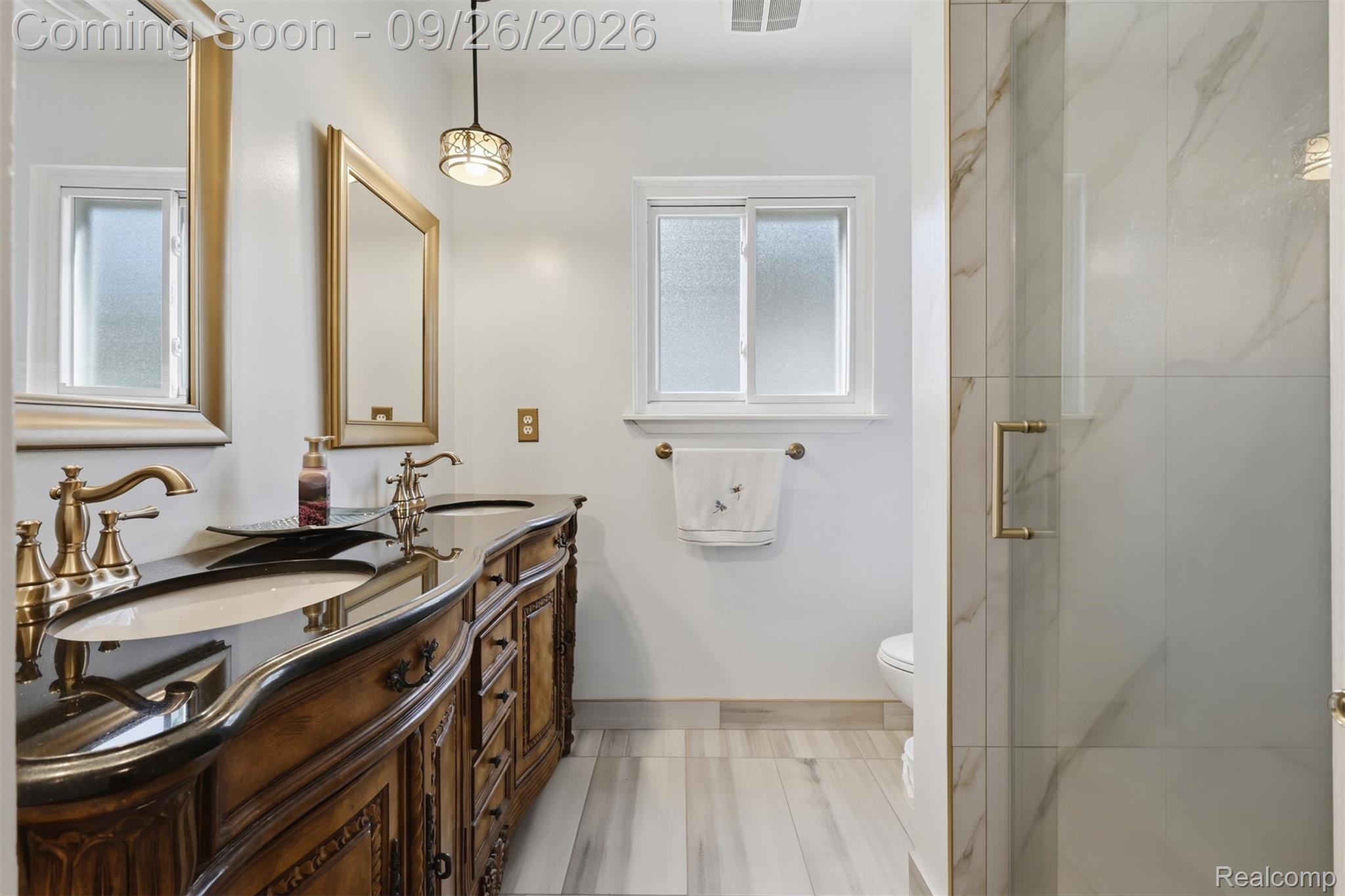 39964 Coronation Road Property Photo 10