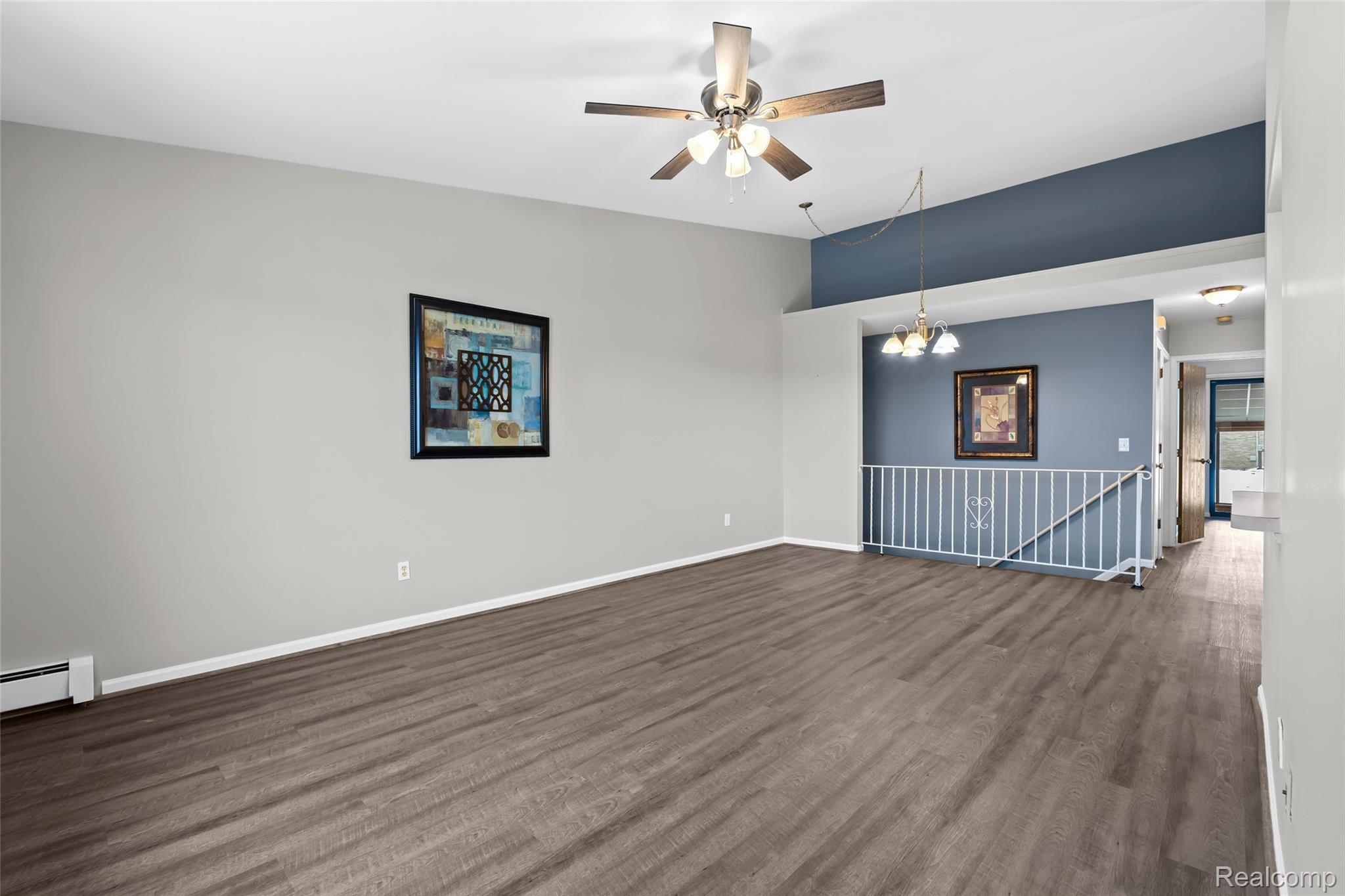 62072 Yorktown - Unit 4 Property Photo 5