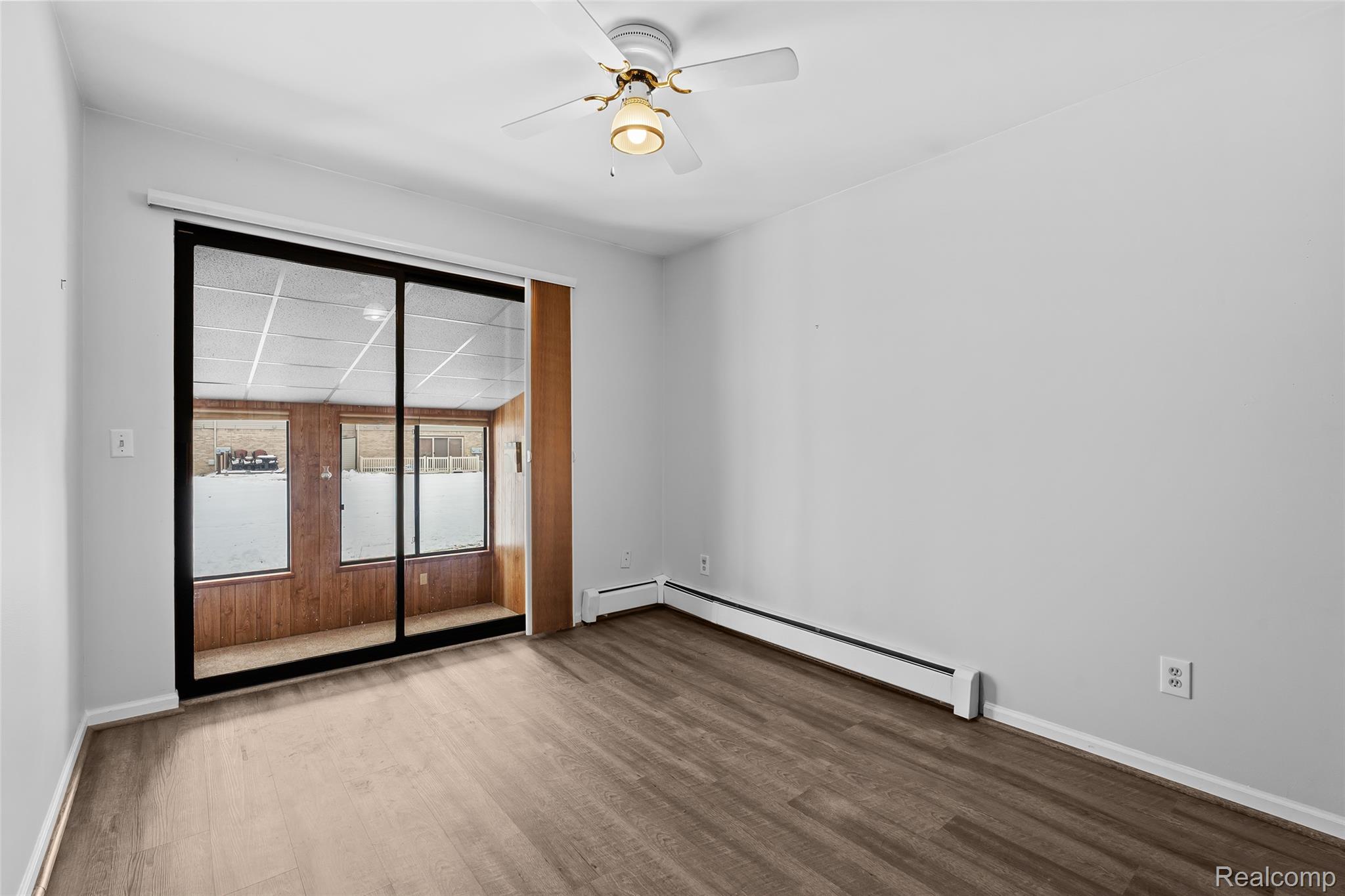 62072 Yorktown - Unit 4 Property Photo 16