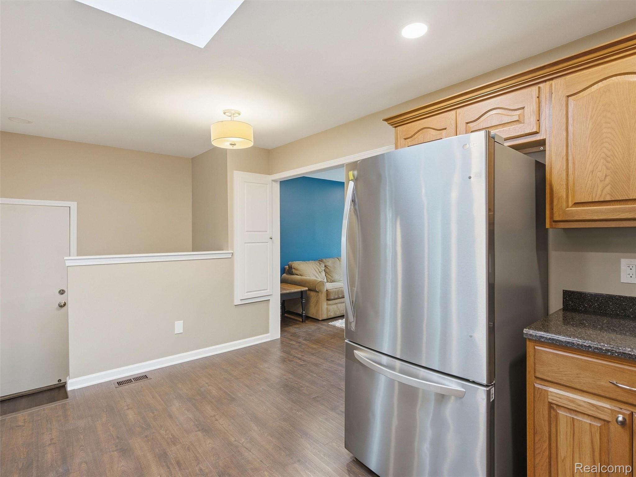 48188 Forbes Drive Property Photo 8