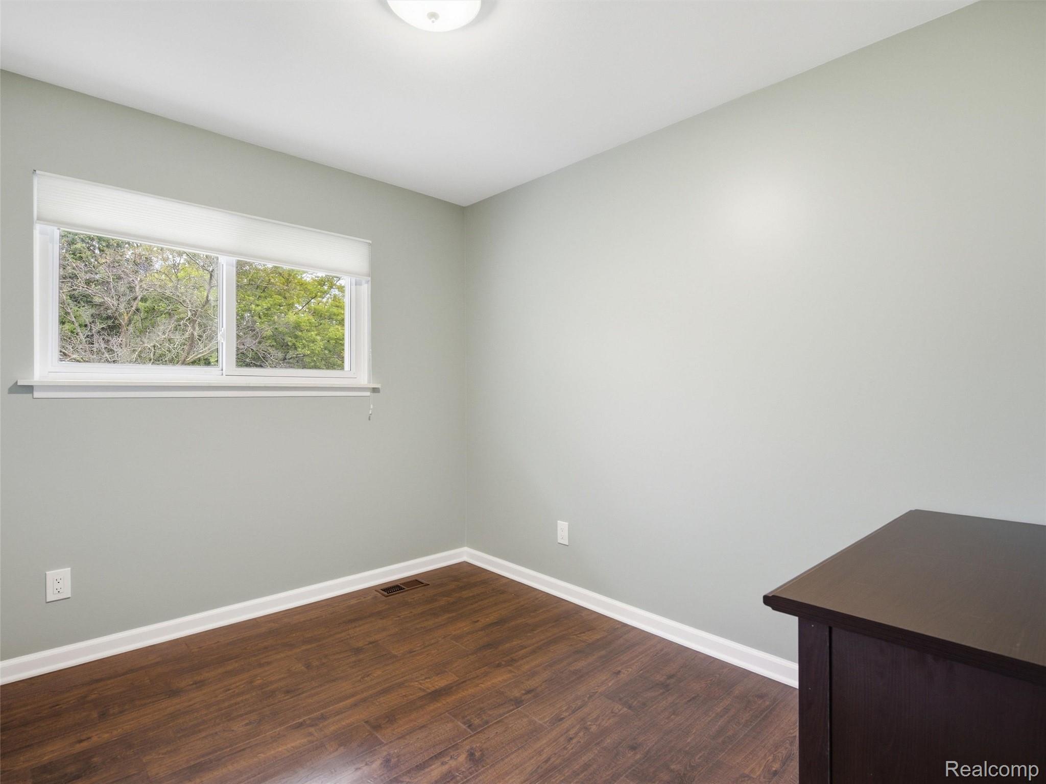 48188 Forbes Drive Property Photo 18