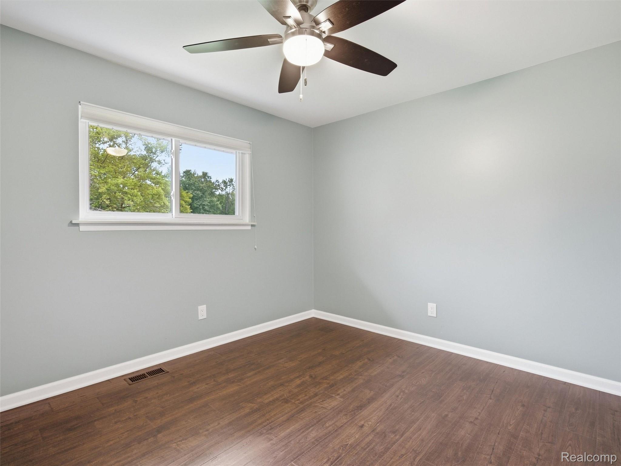 48188 Forbes Drive Property Photo 20