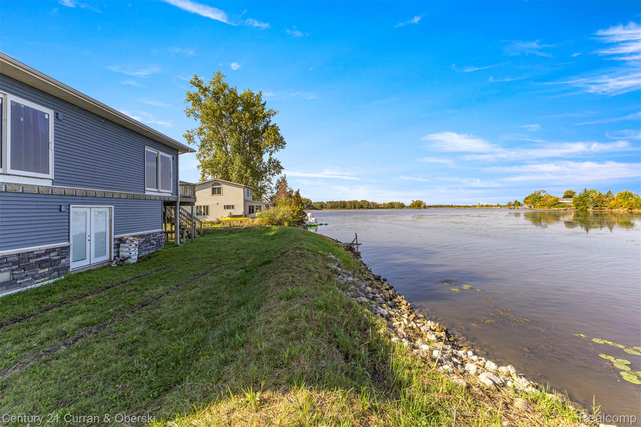 6809 Lakeshore Drive Property Photo 37