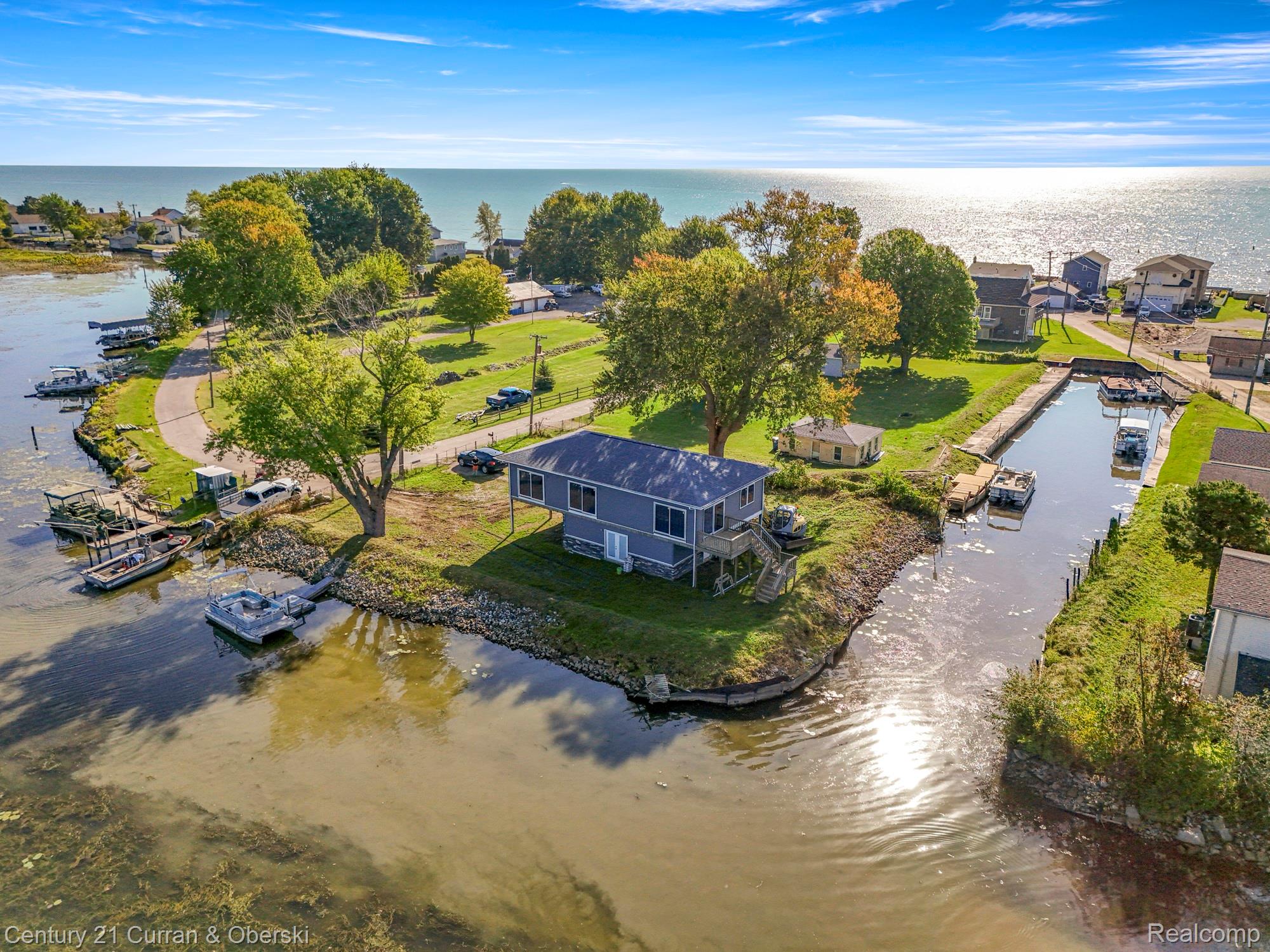 6809 Lakeshore Drive Property Photo 40