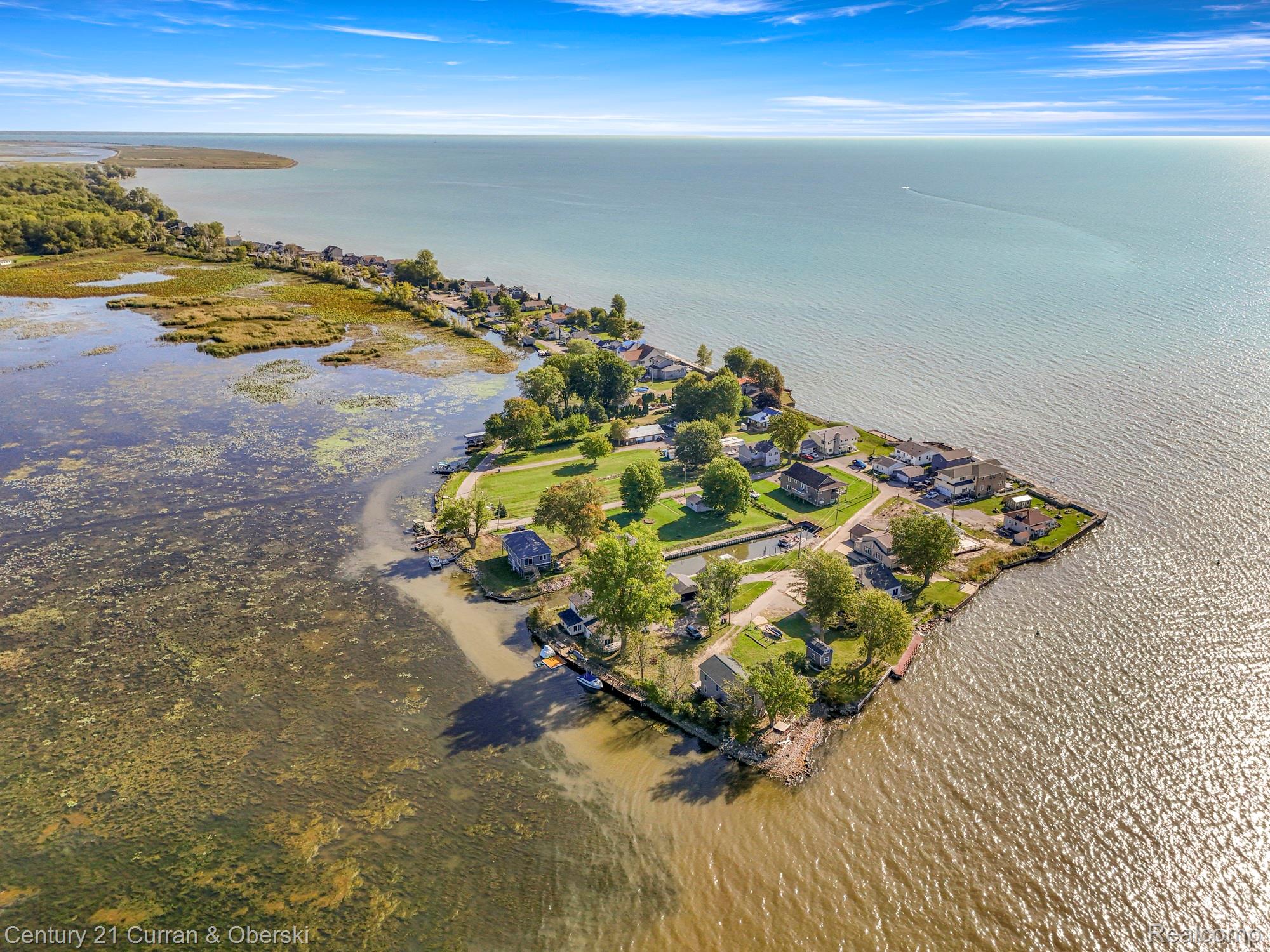 6809 Lakeshore Drive Property Photo 42