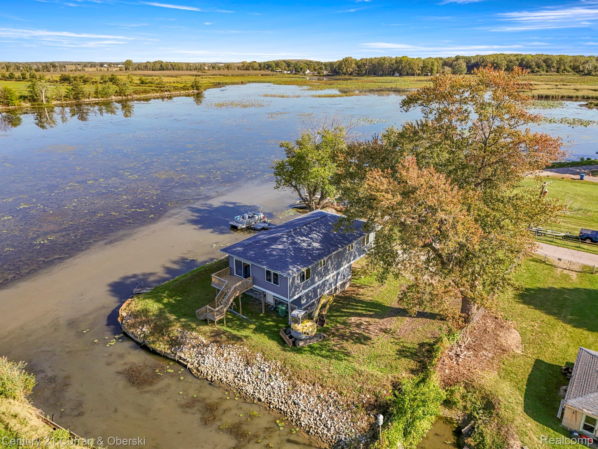 6809 Lakeshore Drive Property Photo 48