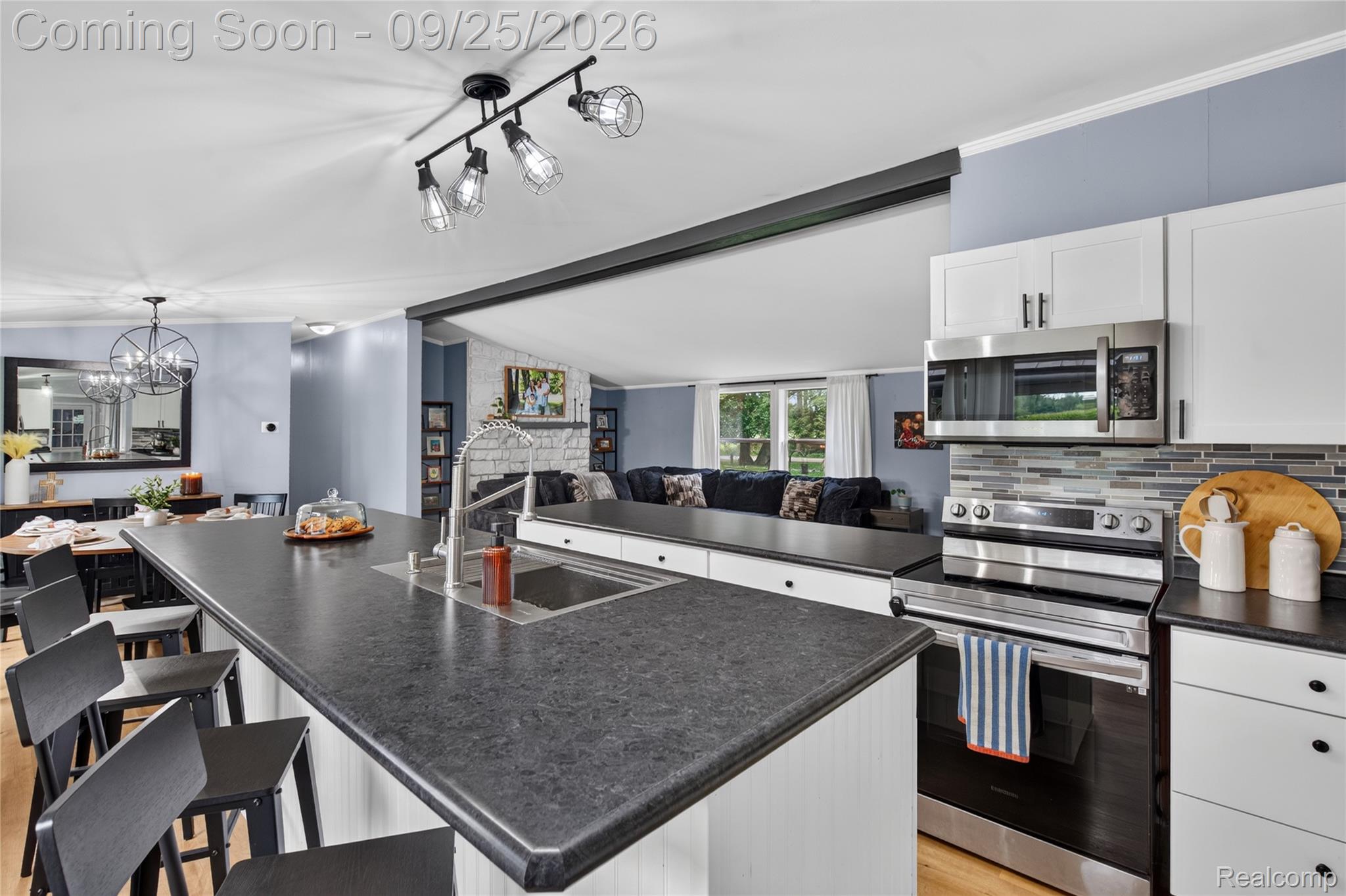 7997 Folks Road Property Photo 15