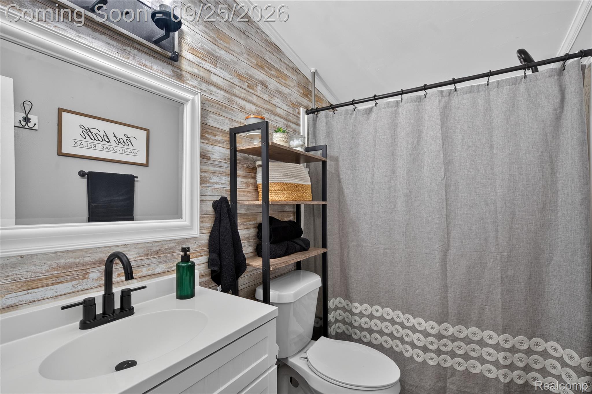 7997 Folks Road Property Photo 36