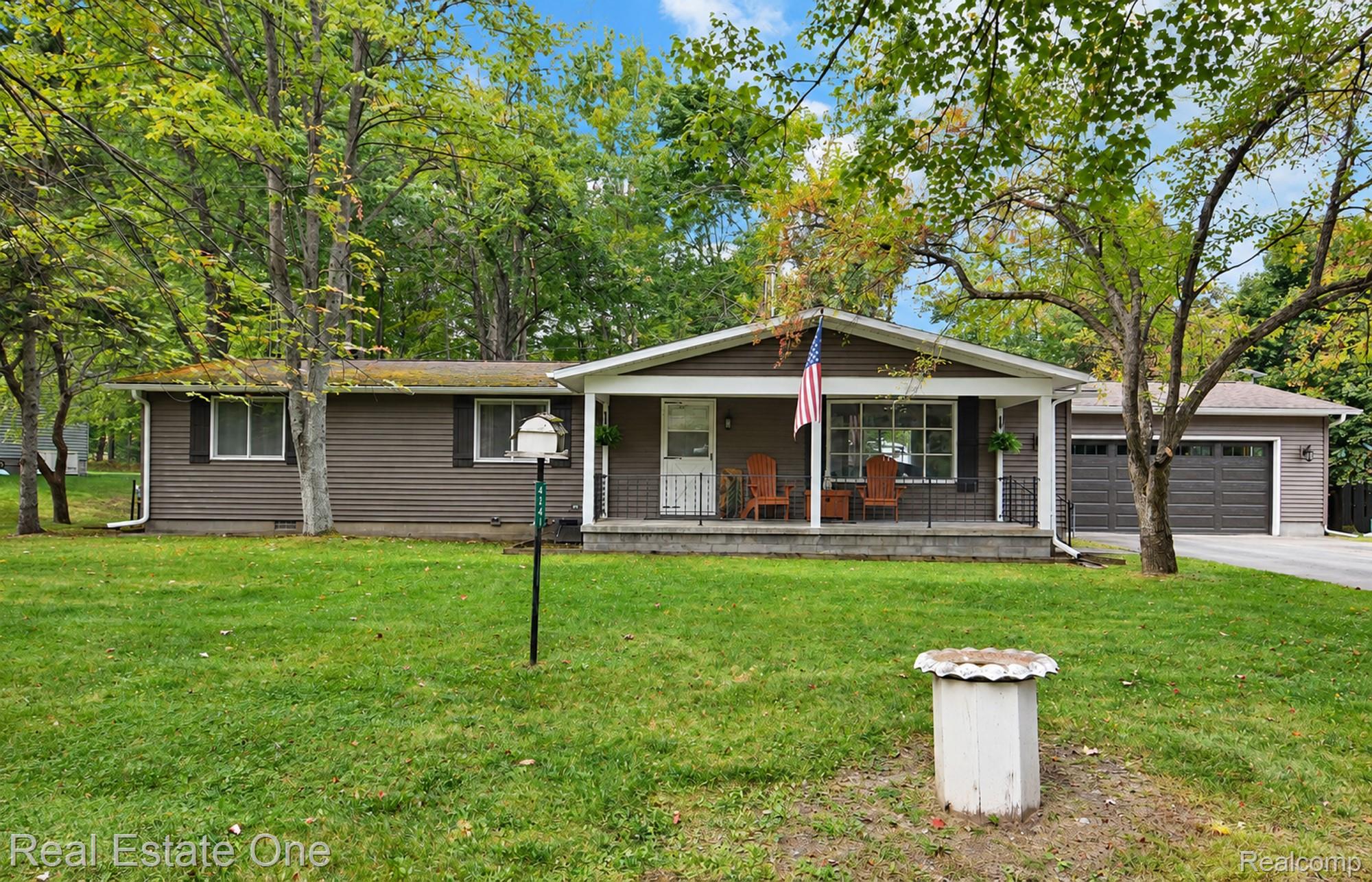 4241 N Wood Road Property Photo 1