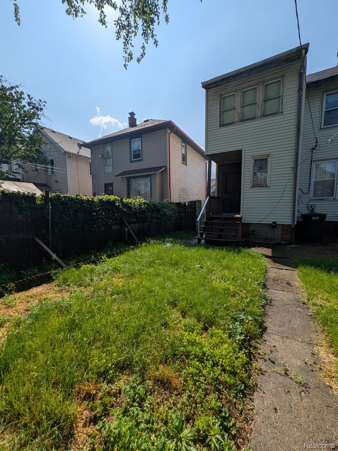 7284 Gartner Street Property Photo 2