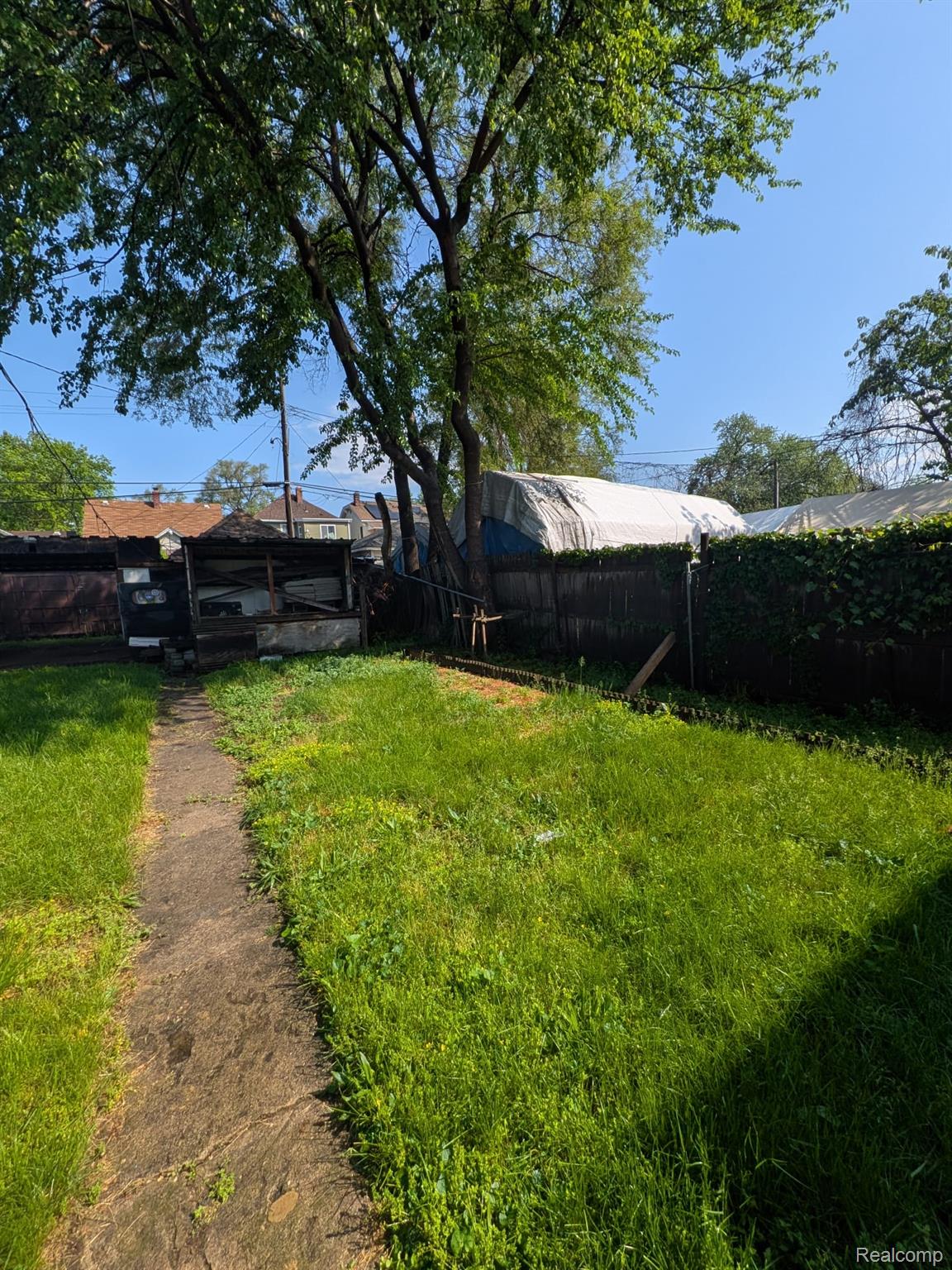 7284 Gartner Street Property Photo 4