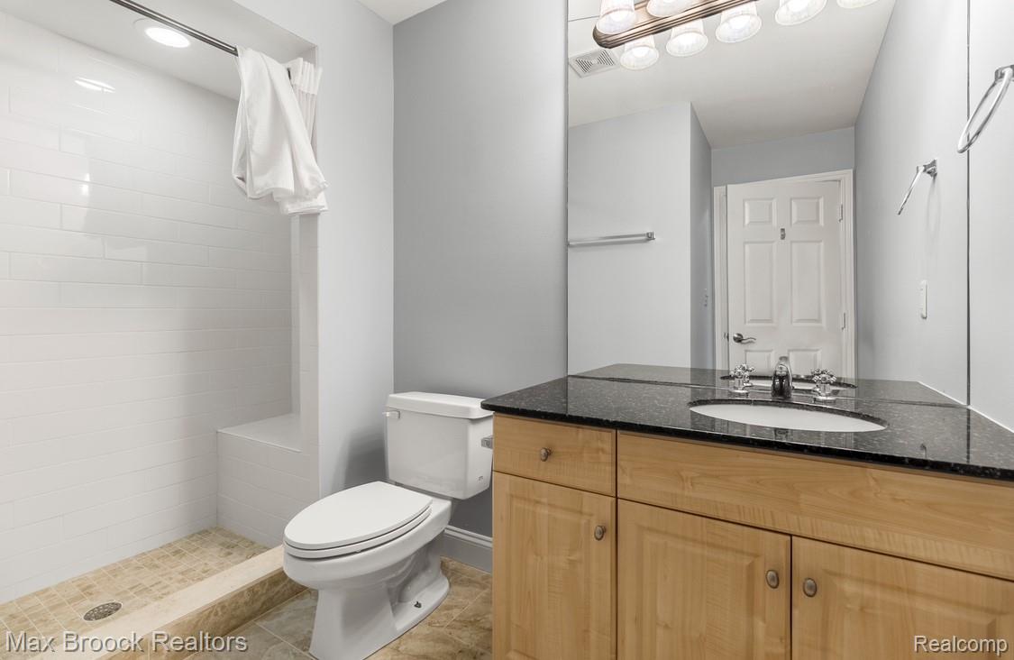 1113 N Old Woodward Avenue 46 Property Photo 15