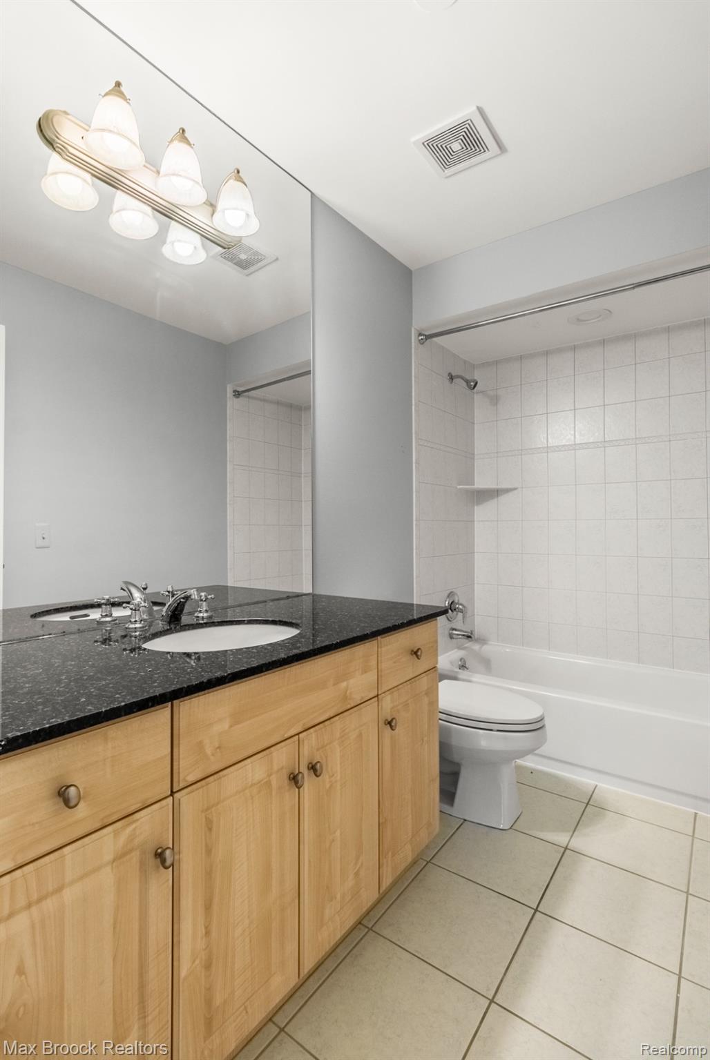 1113 N Old Woodward Avenue 46 Property Photo 18