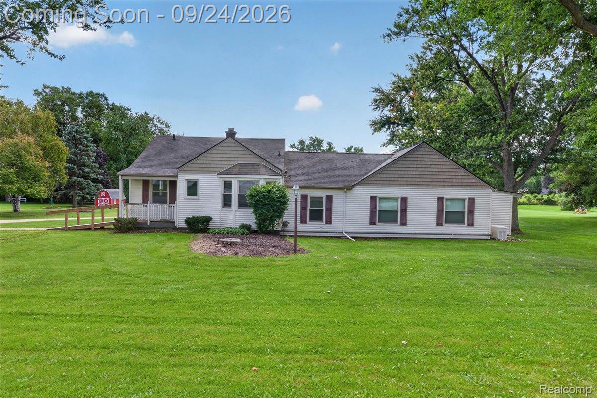 401 Lehigh Road Property Photo 4