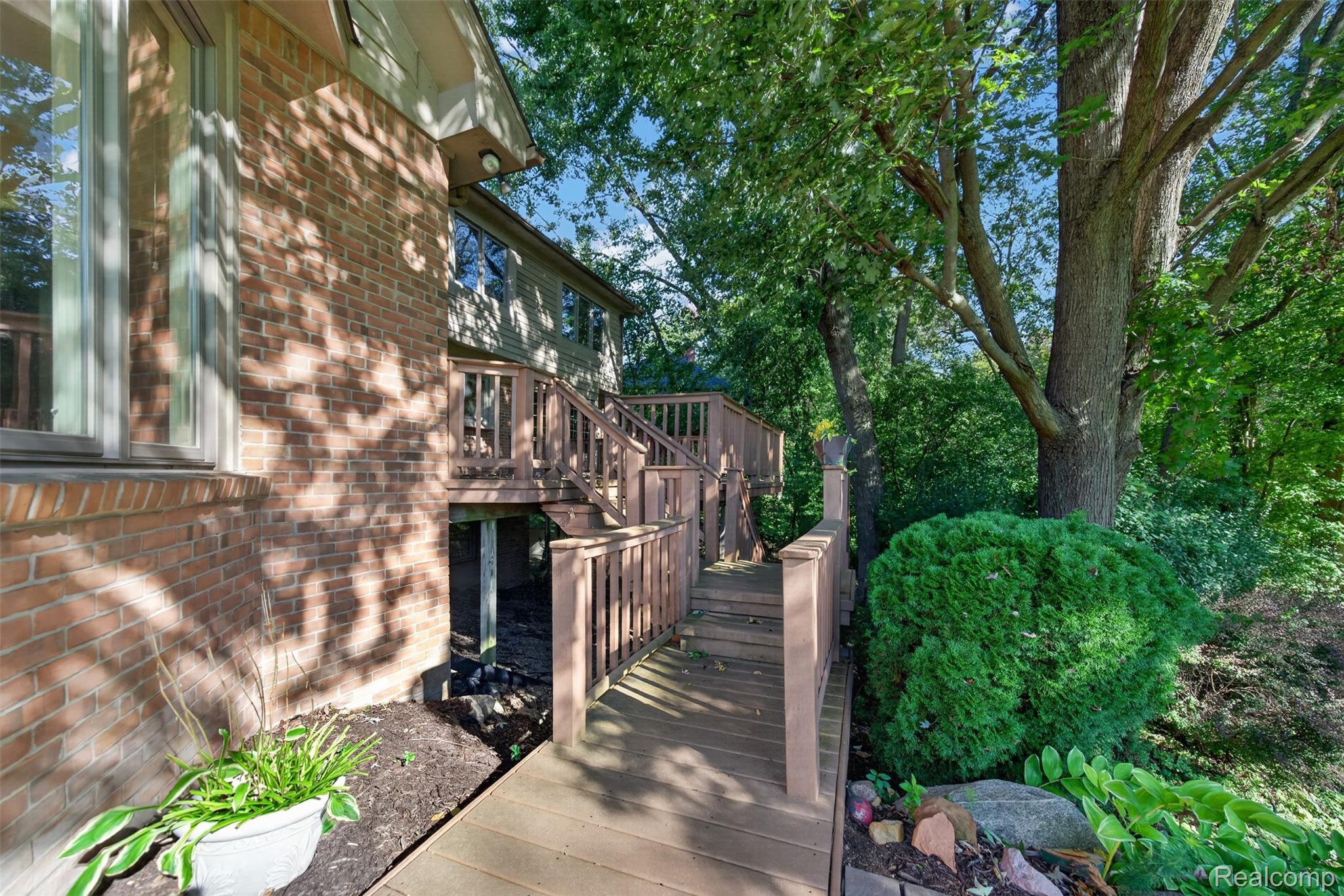 3653 Cedar Brook Drive Property Photo 7