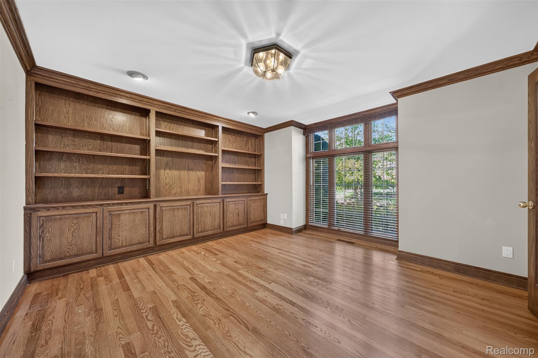 3653 Cedar Brook Drive Property Photo 24
