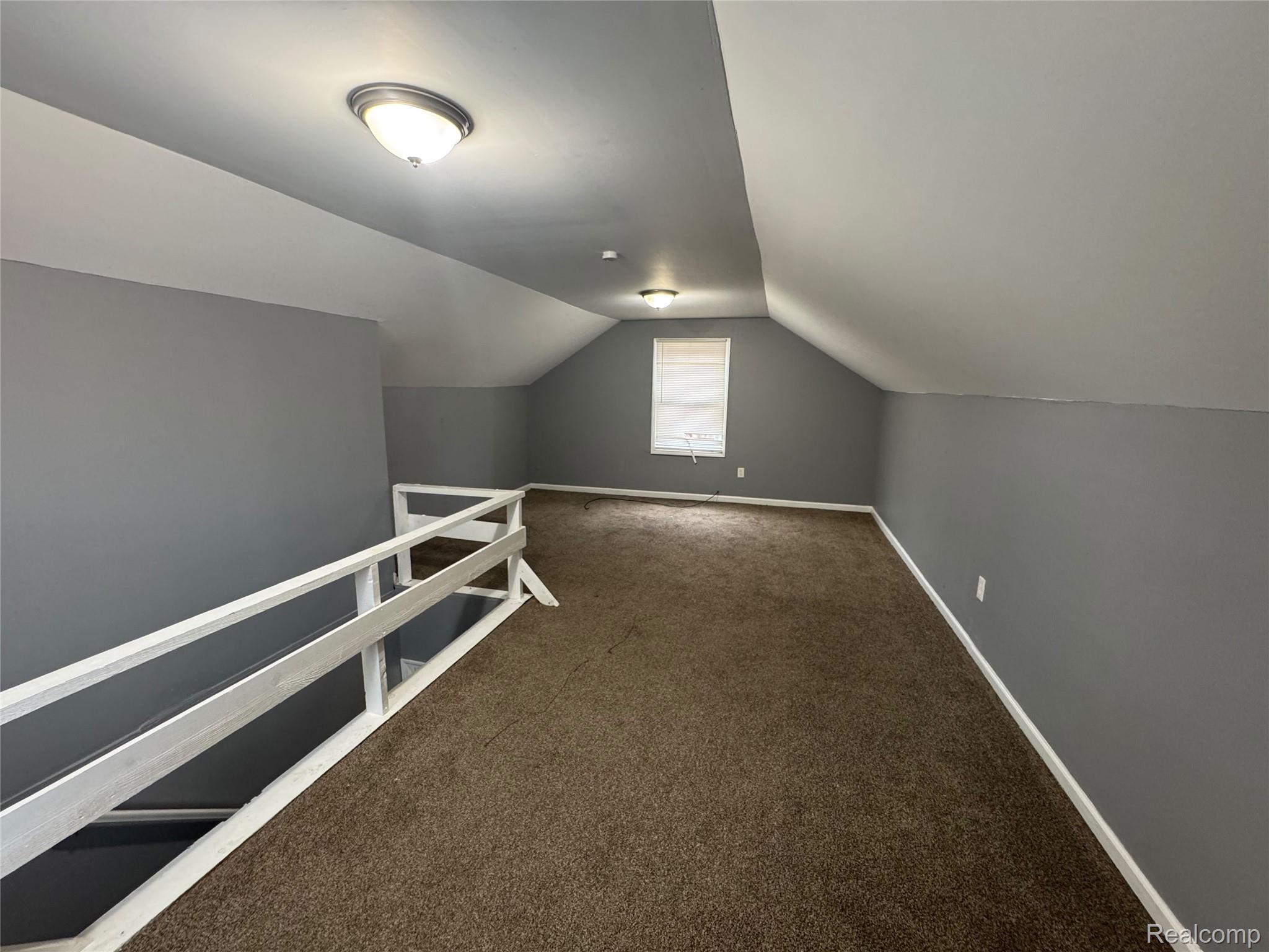 18925 Runyon Street Property Photo 8