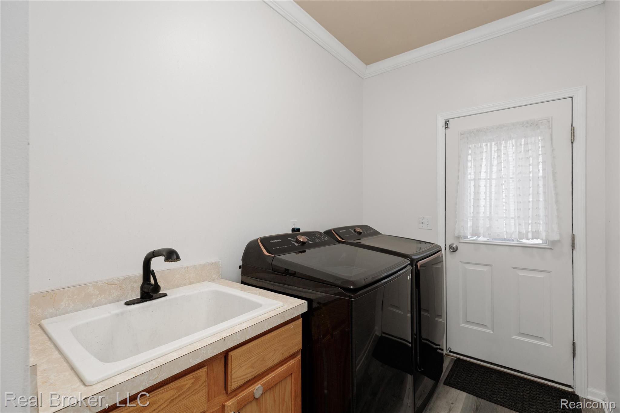 6720 Sadie Lane Property Photo 15