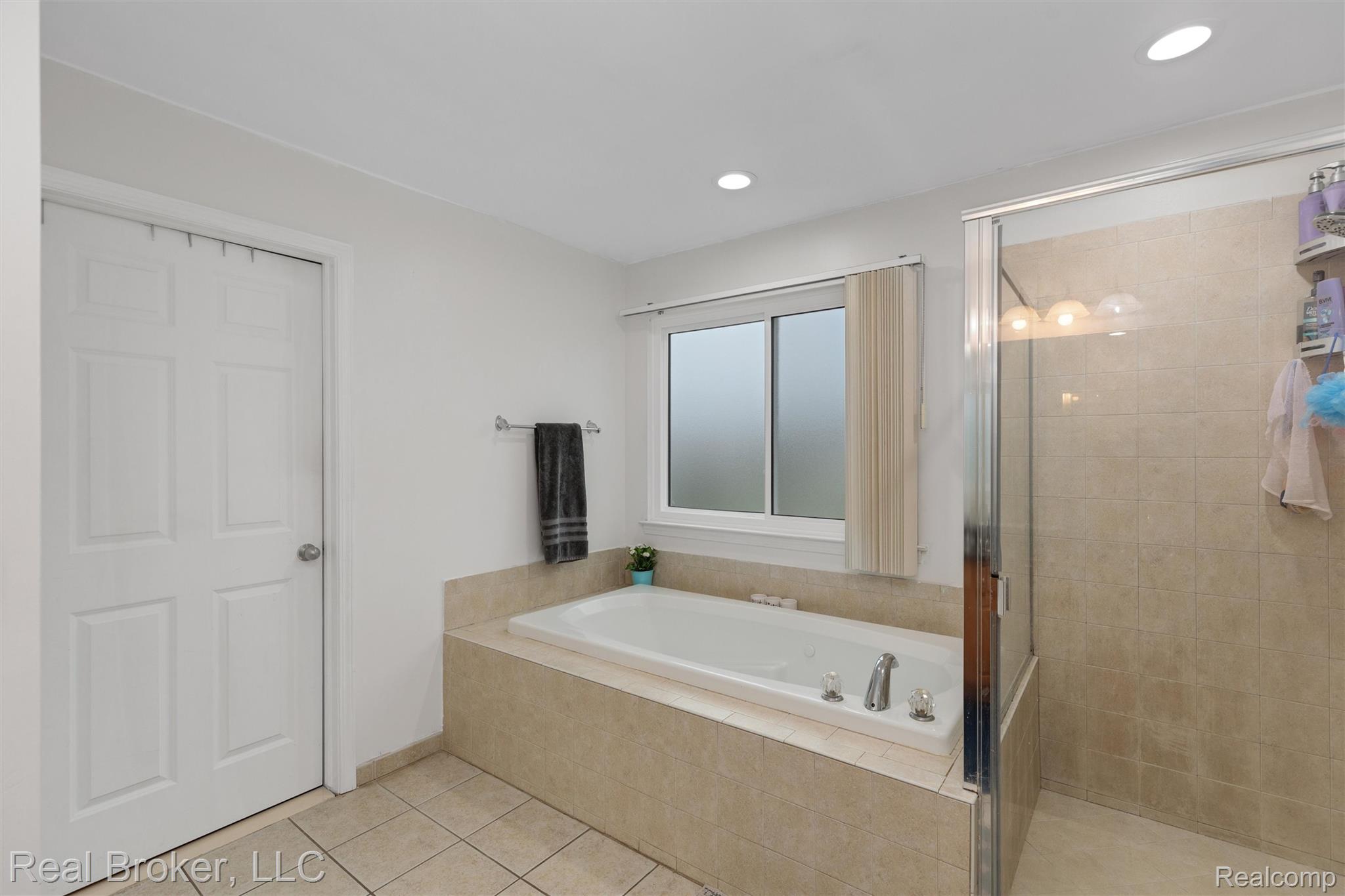 6720 Sadie Lane Property Photo 30