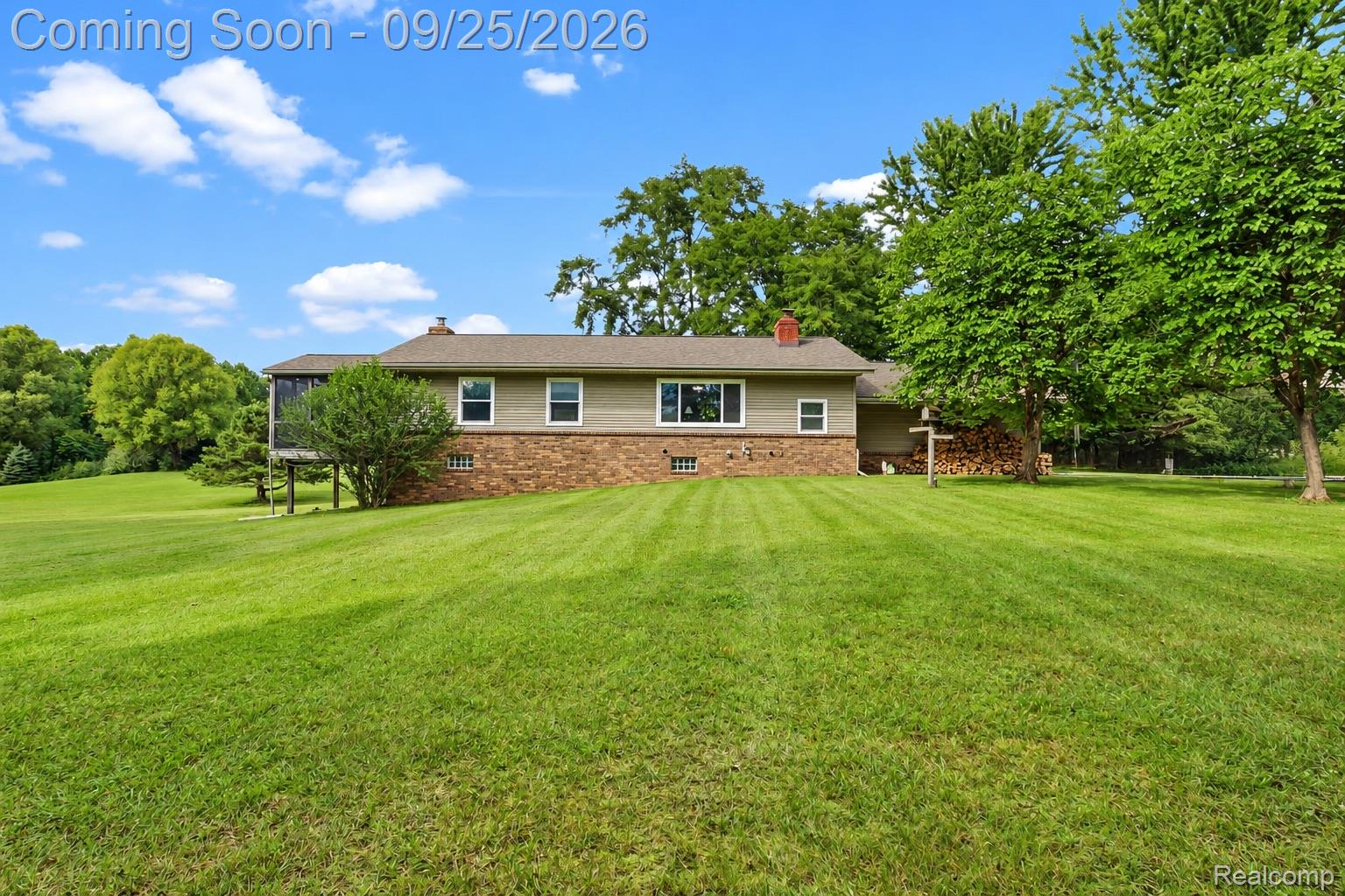 6776 Farley Road Property Photo 2