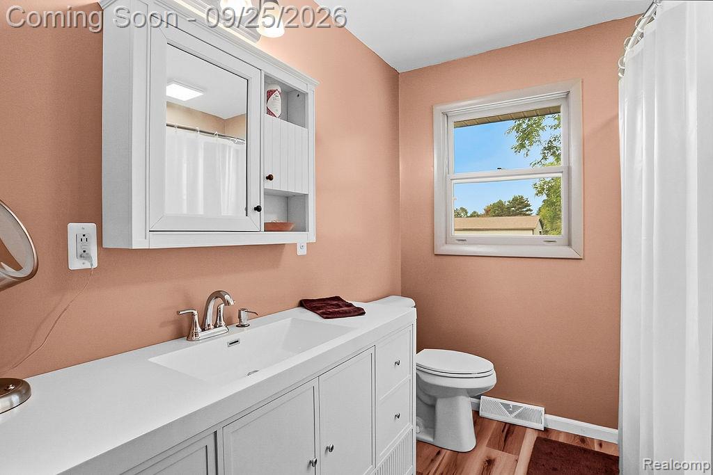6776 Farley Road Property Photo 13