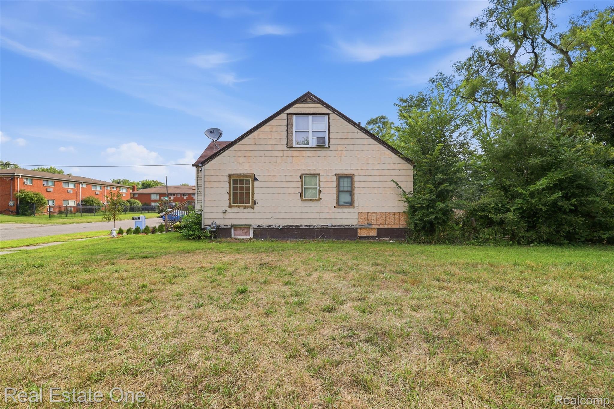 14320 Maiden Street Property Photo 3