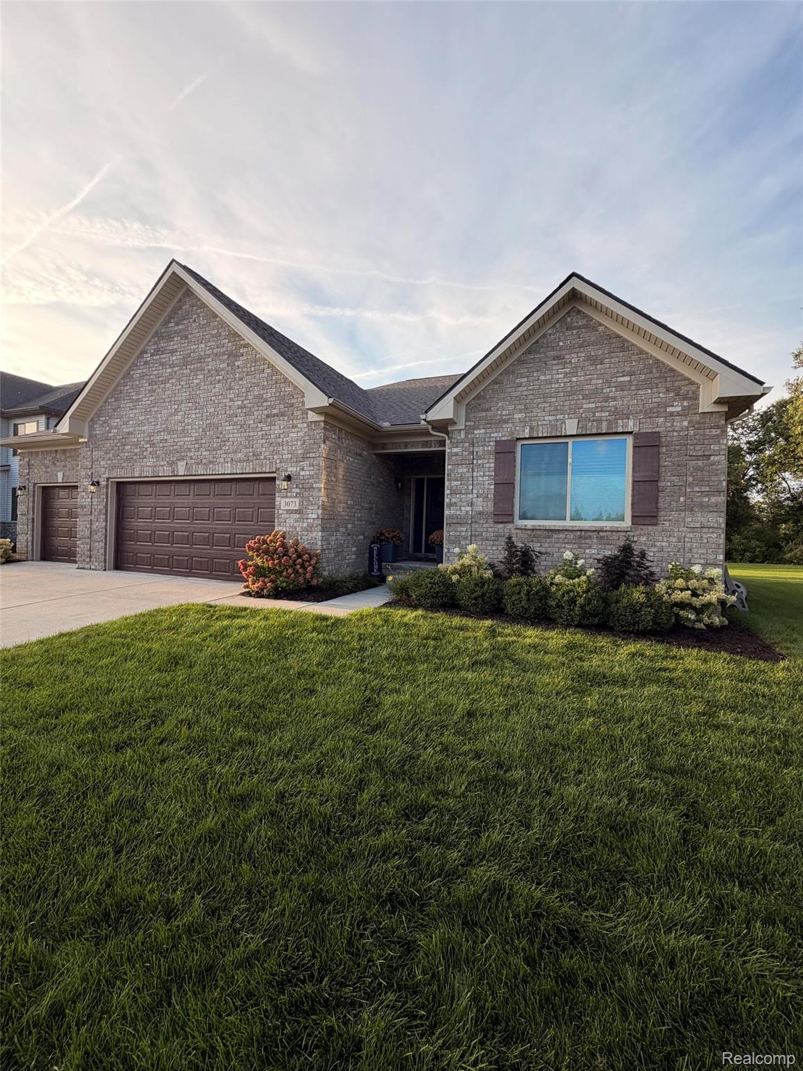 3073 Waldon Meadows Drive Property Photo 4