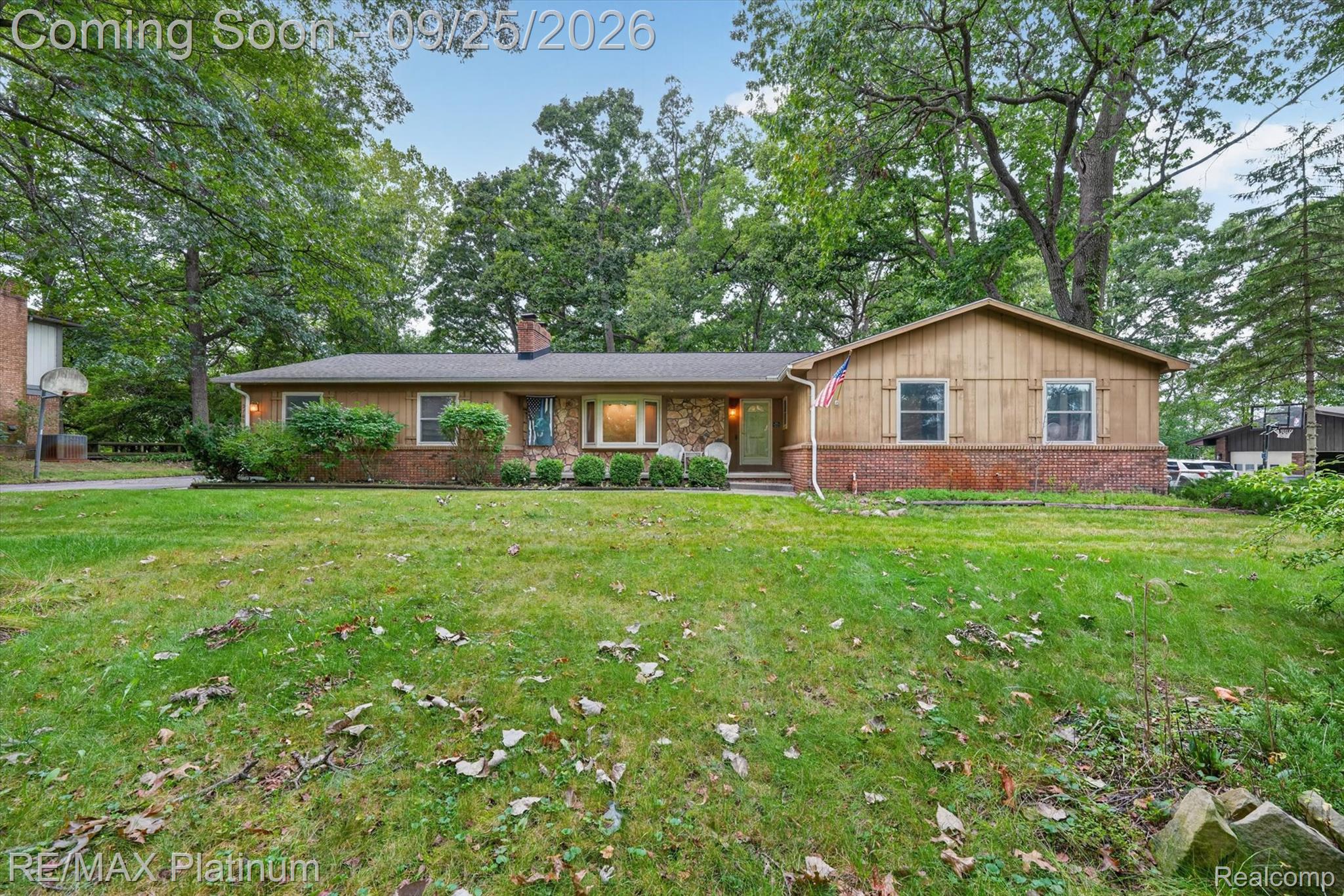 9780 Daleview Drive Property Photo 1