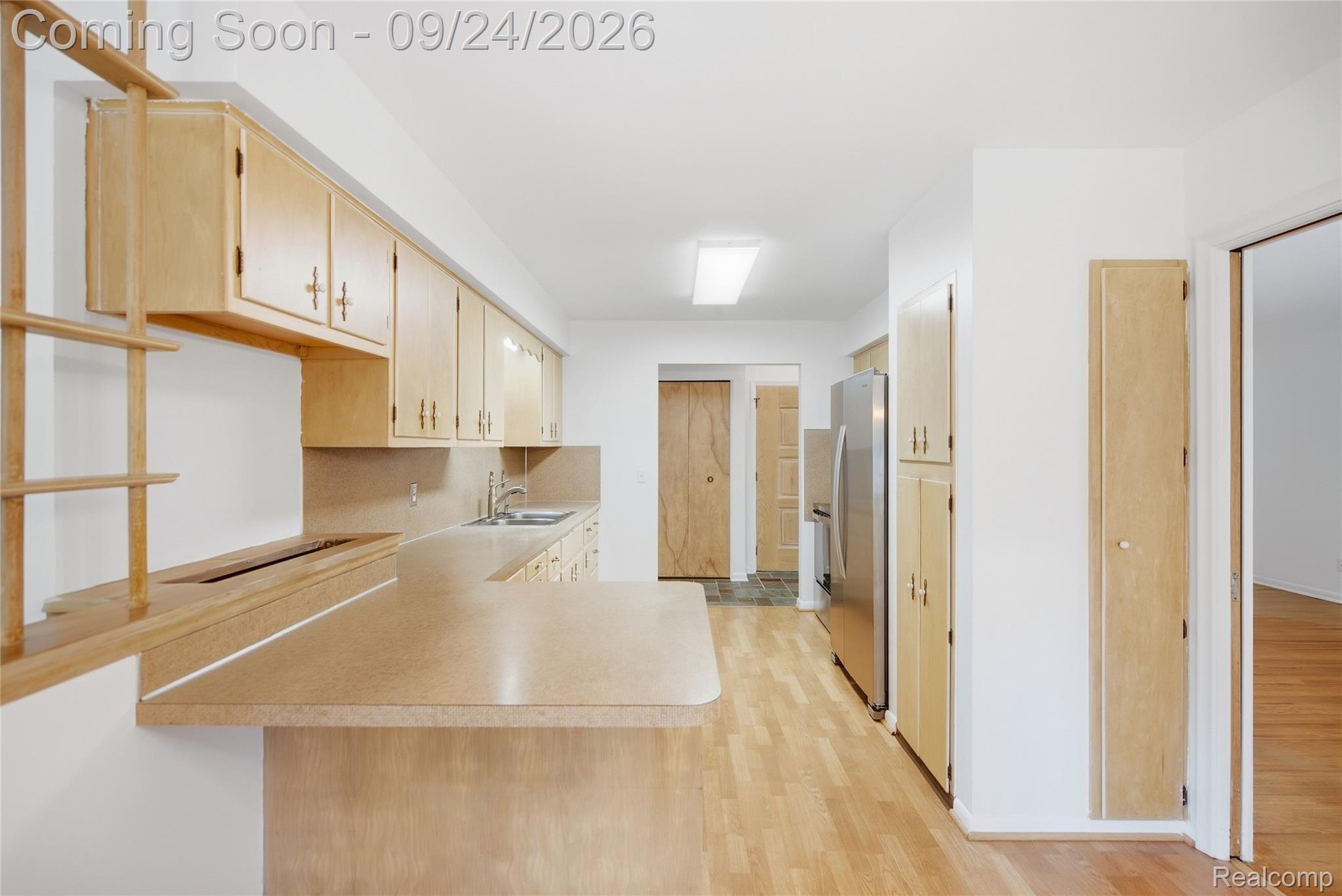 4367 Old Colony Drive Property Photo 6