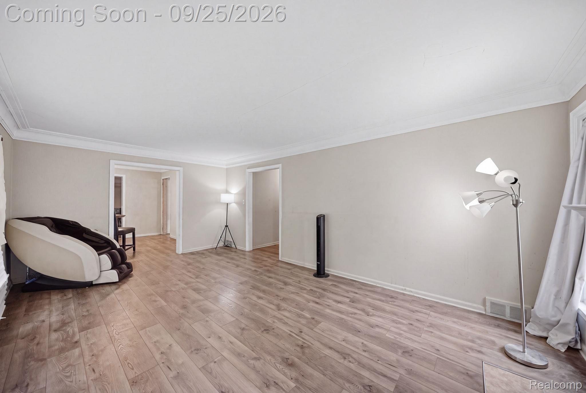 17580 Dorset Avenue Property Photo 10