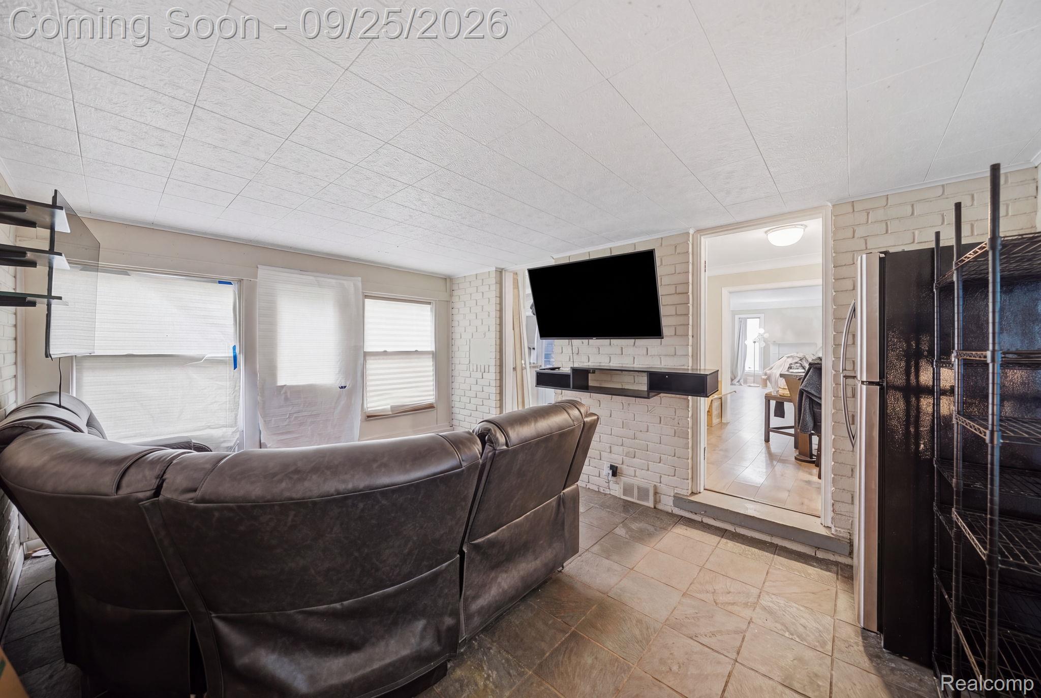 17580 Dorset Avenue Property Photo 13