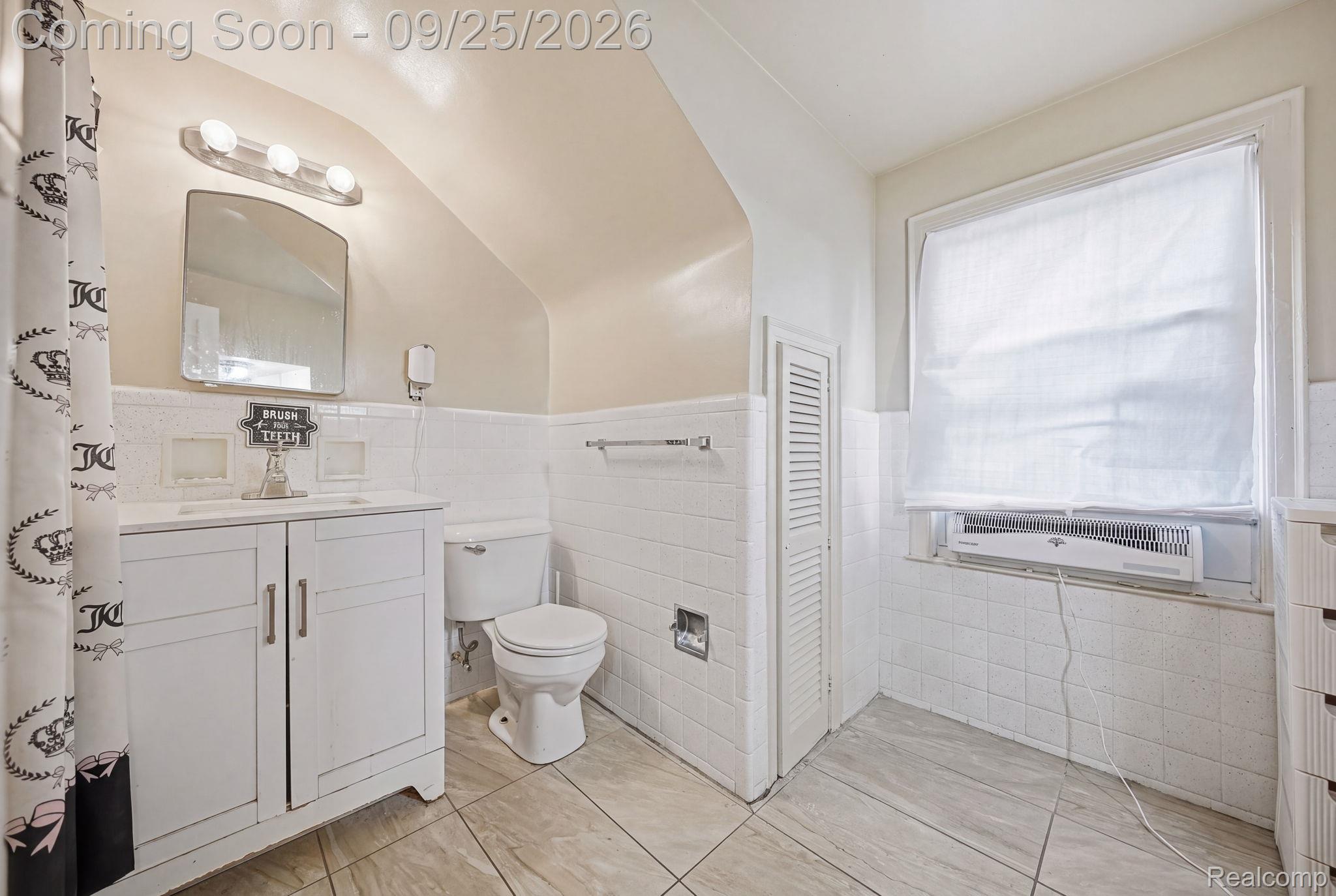 17580 Dorset Avenue Property Photo 23