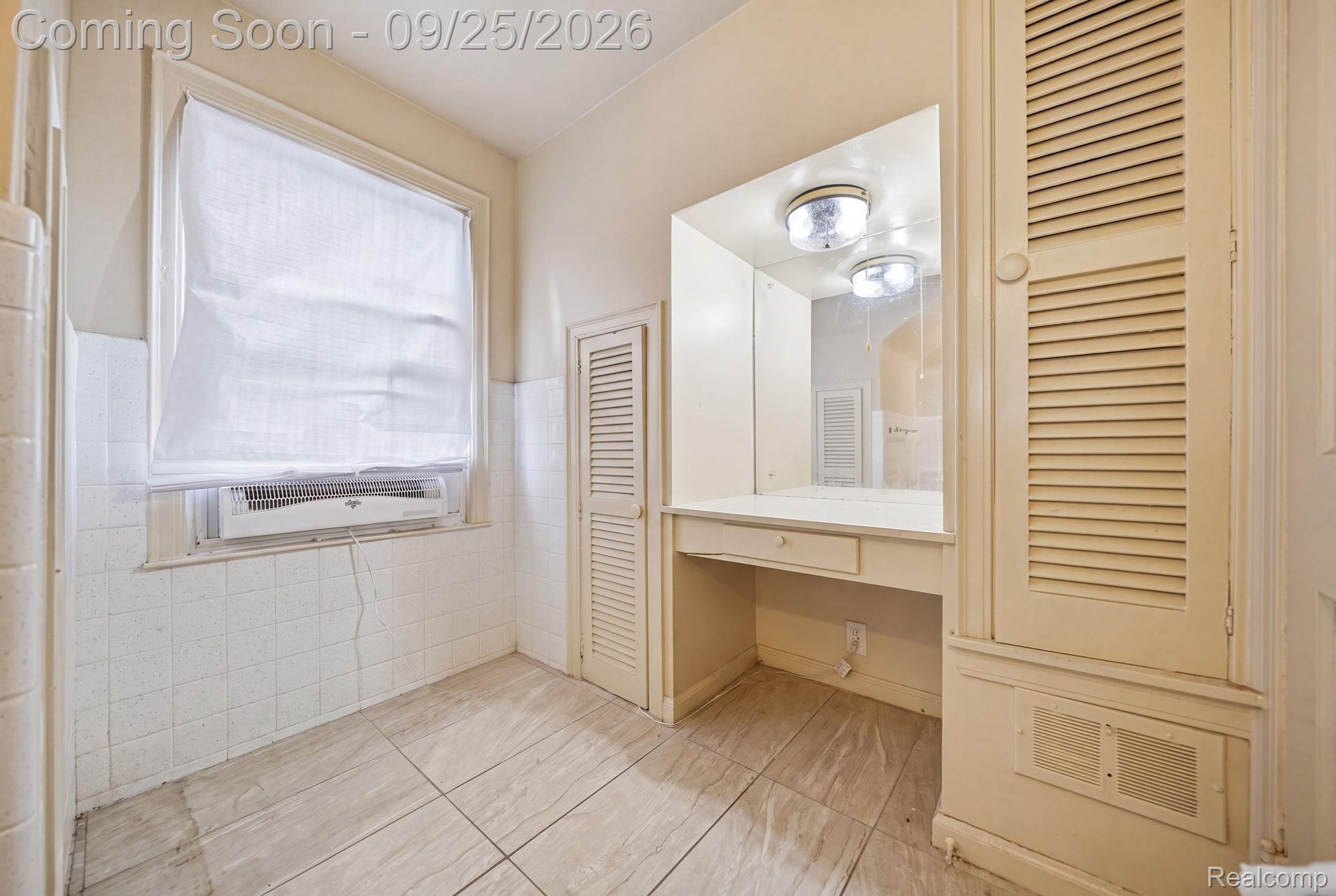 17580 Dorset Avenue Property Photo 25