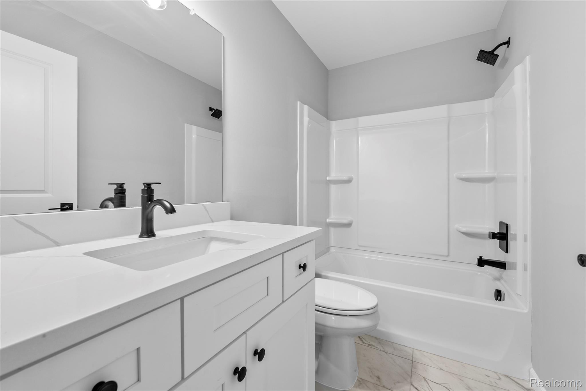 5212 Farmridge Lane Property Photo 20