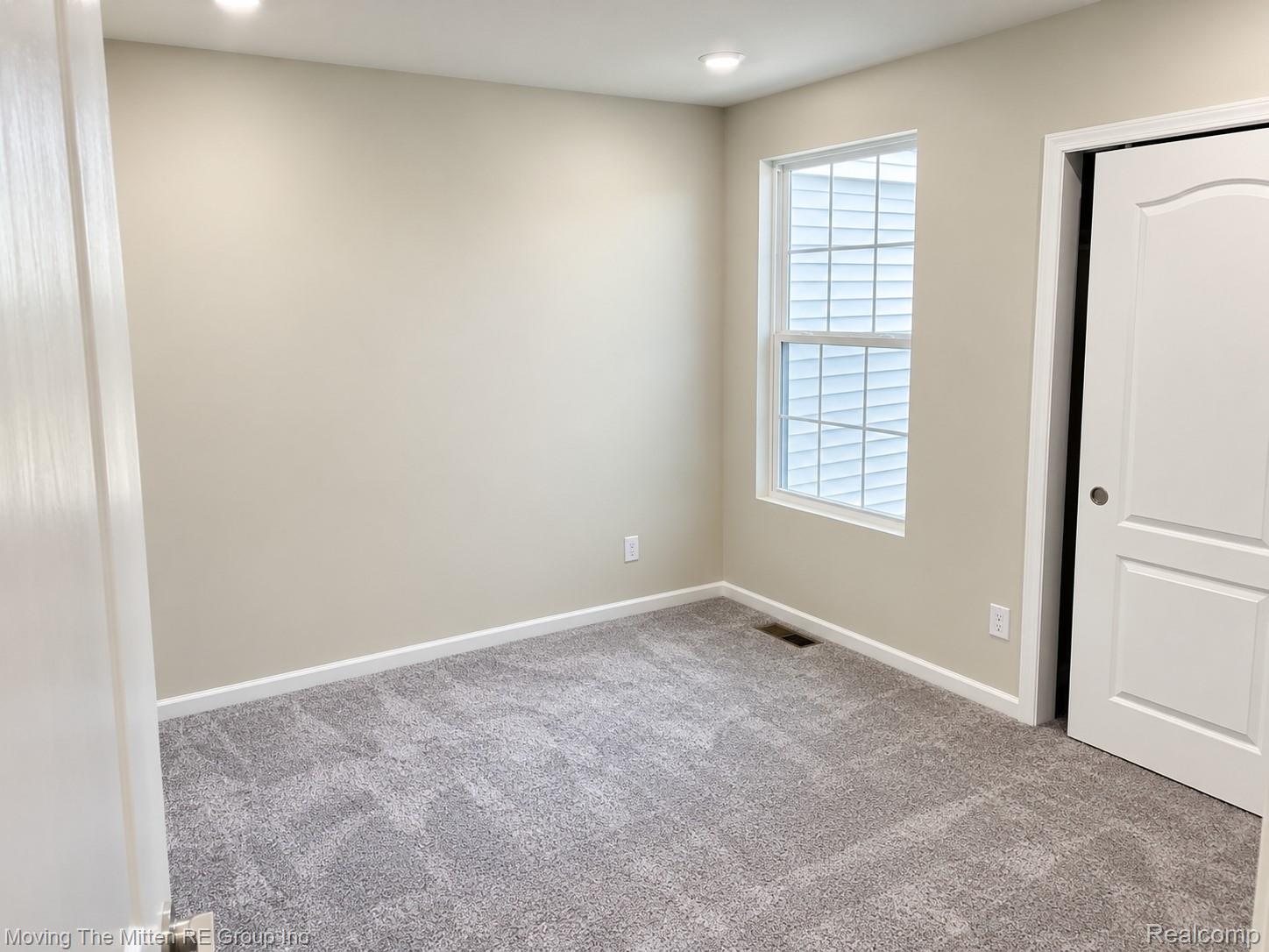 5521 E Spaniel Drive Property Photo 9