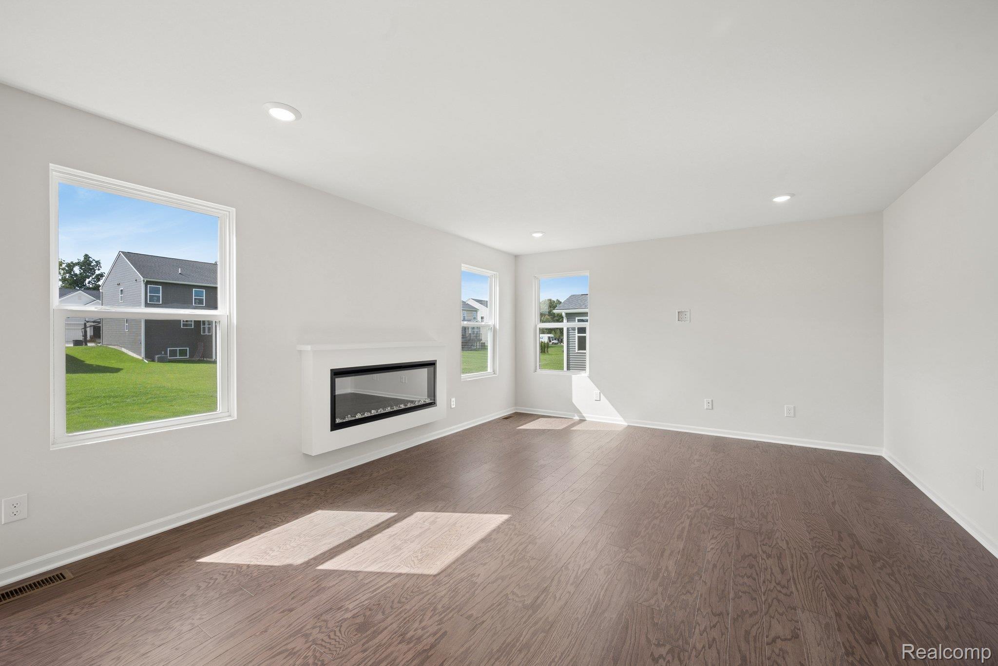 618 Harvest Way Property Photo 8