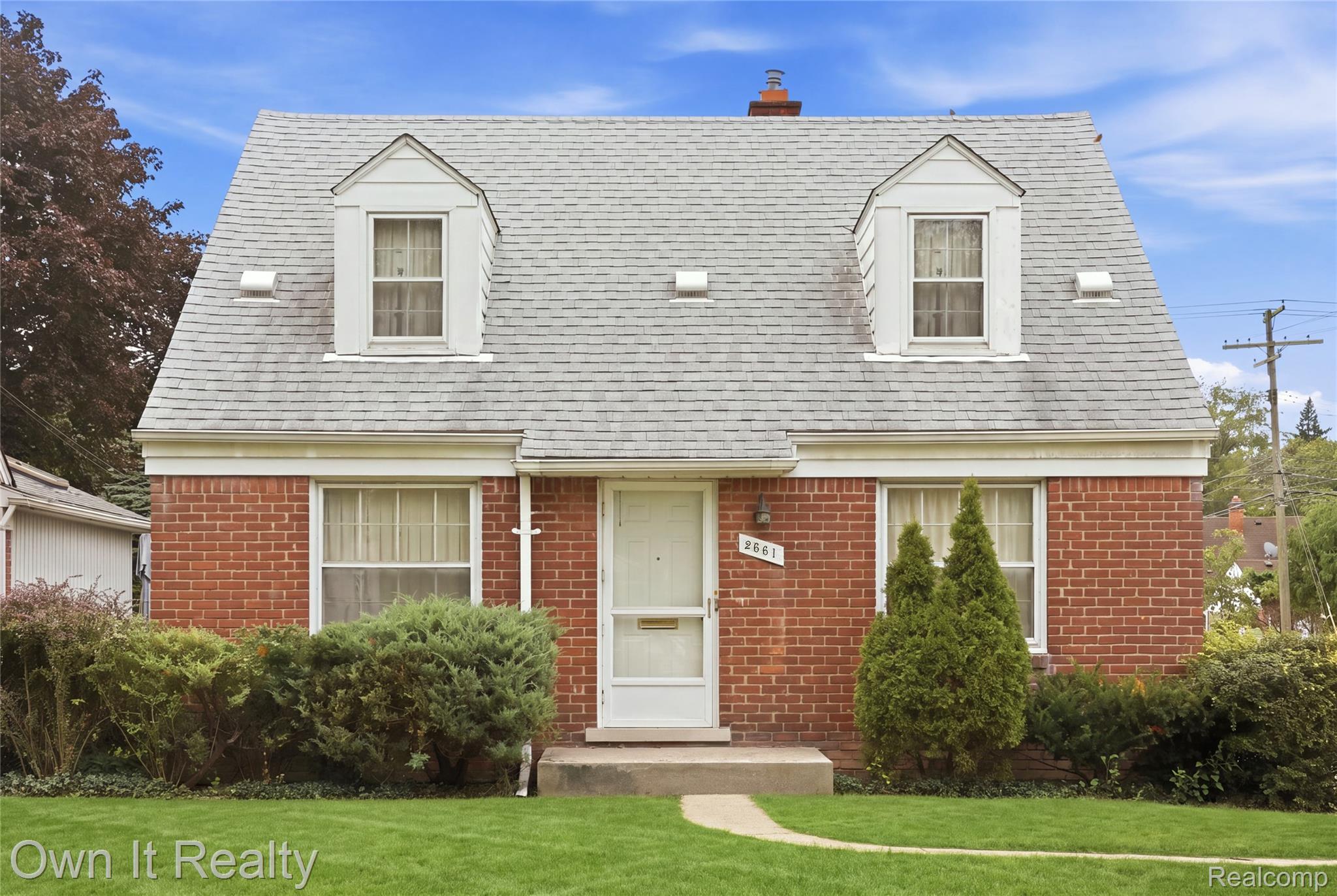 2661 Hollywood Street Property Photo 1