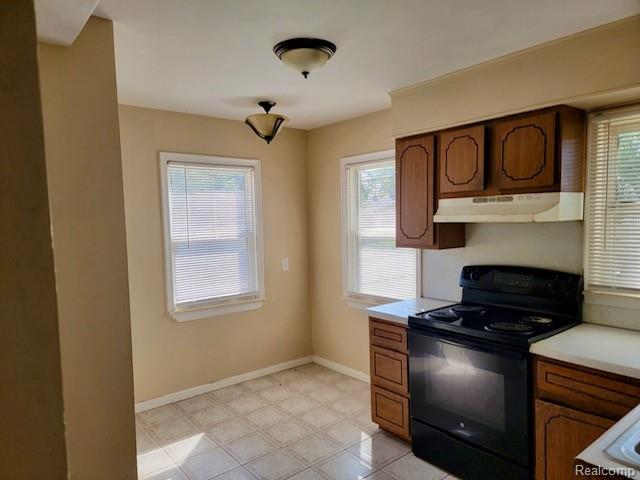 24503 Brittany Avenue Property Photo 6
