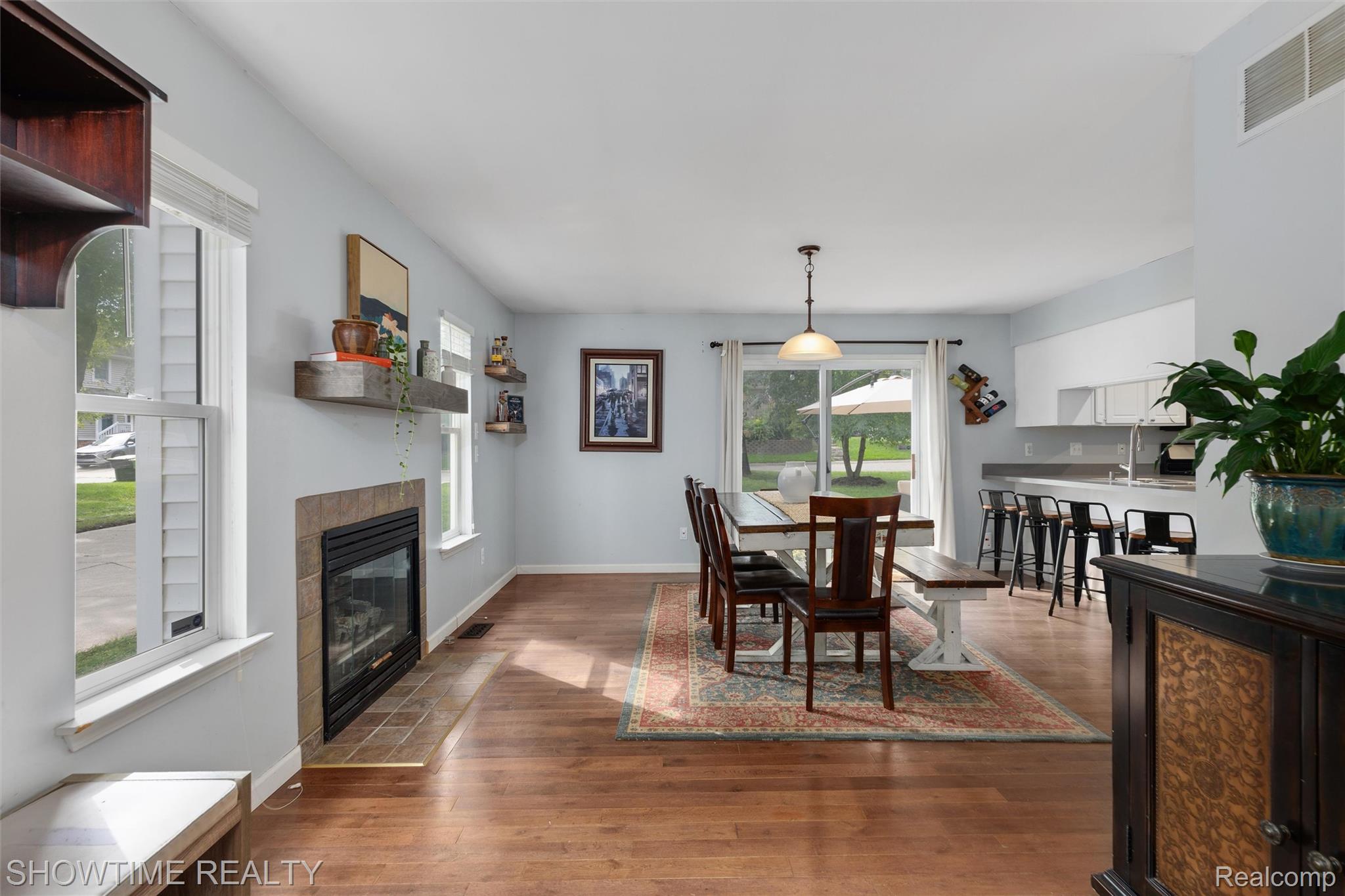 409 1st Street Property Photo 9