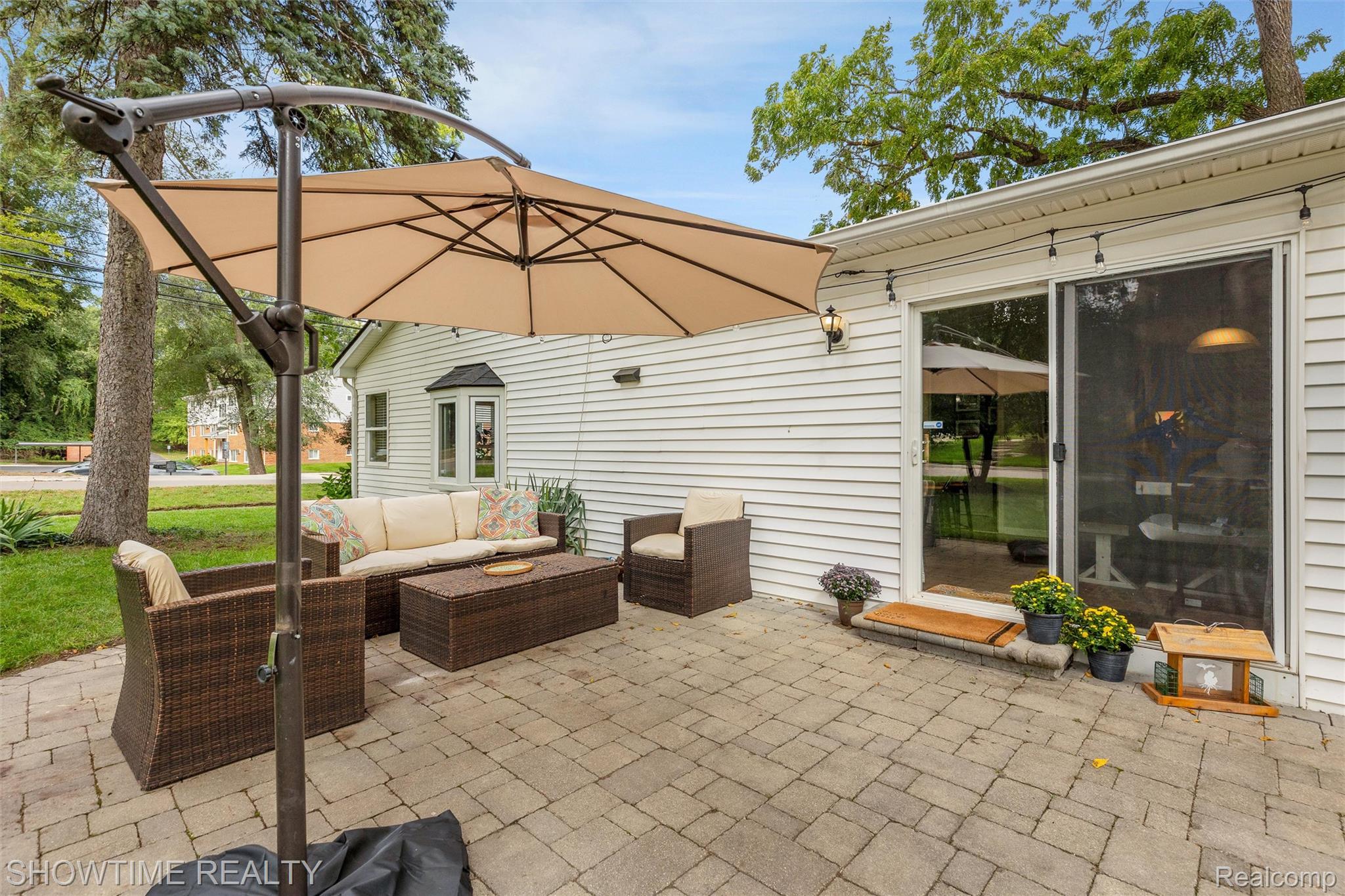 409 1st Street Property Photo 14